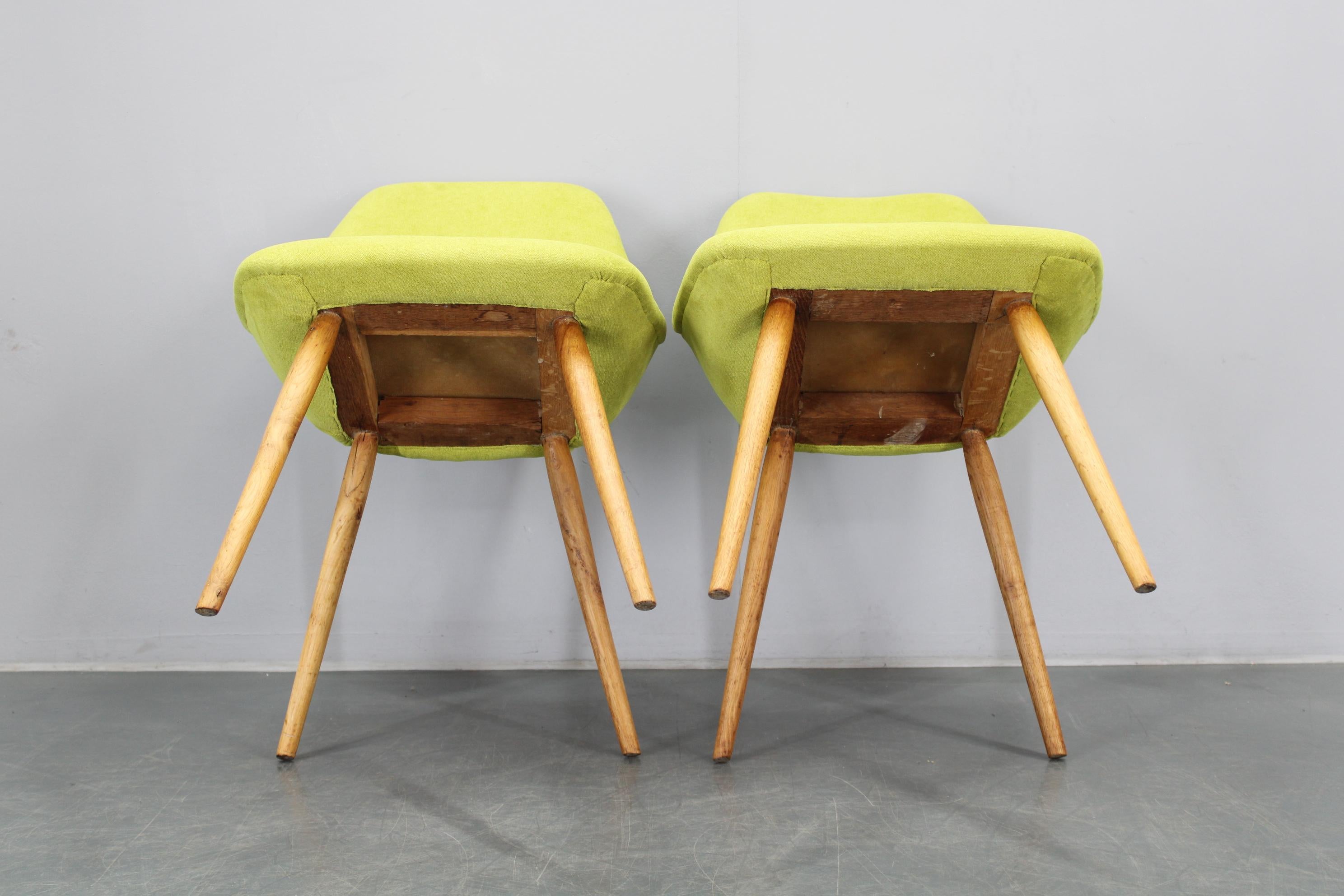 Chaises d'appoint en fibre de verre à coquille, Miroslav Navratil, Tchécoslovaquie, années 1960 en vente 6
