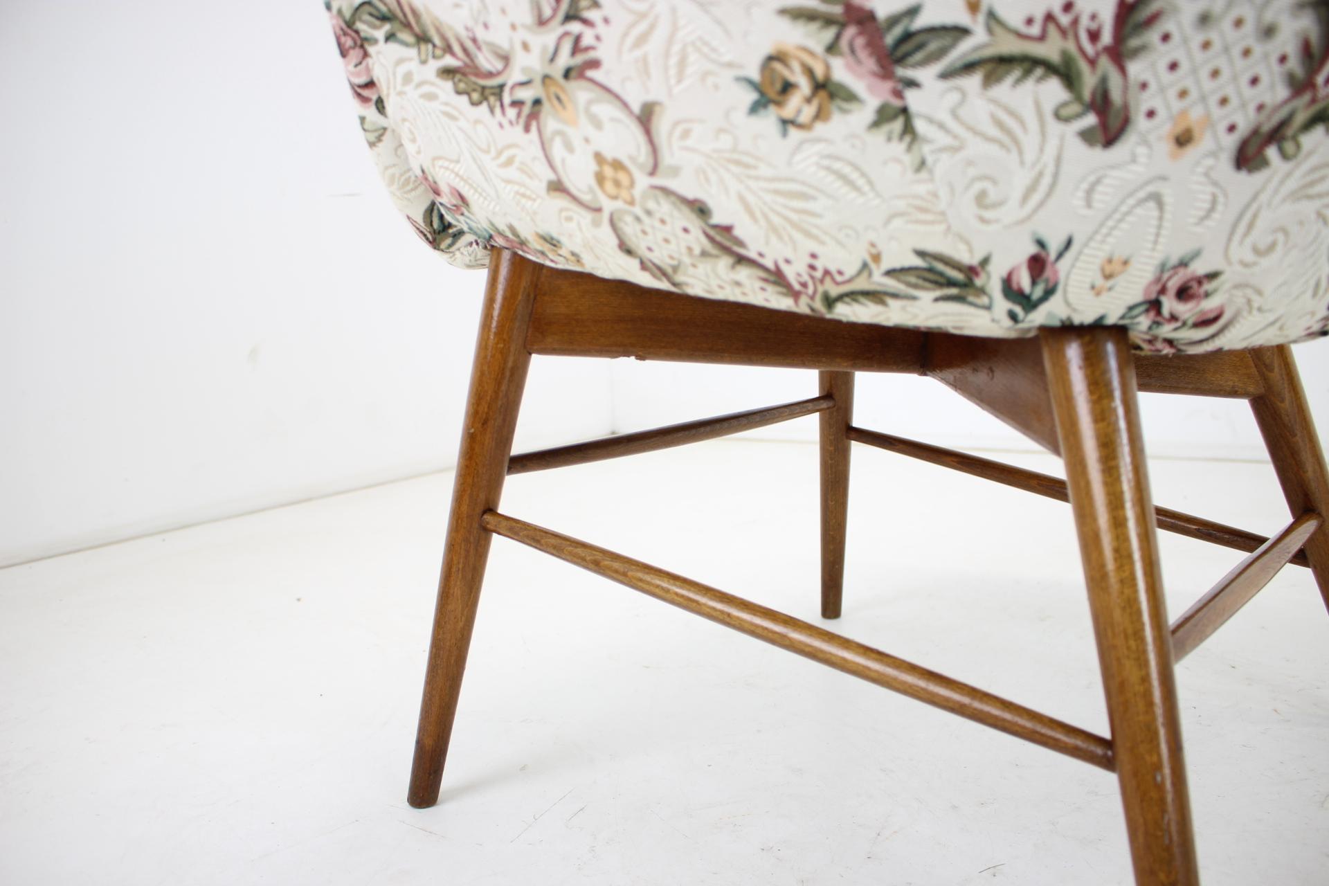 1960s Miroslav Navratil Shell Lounge Chair, Czechoslovakia For Sale 4