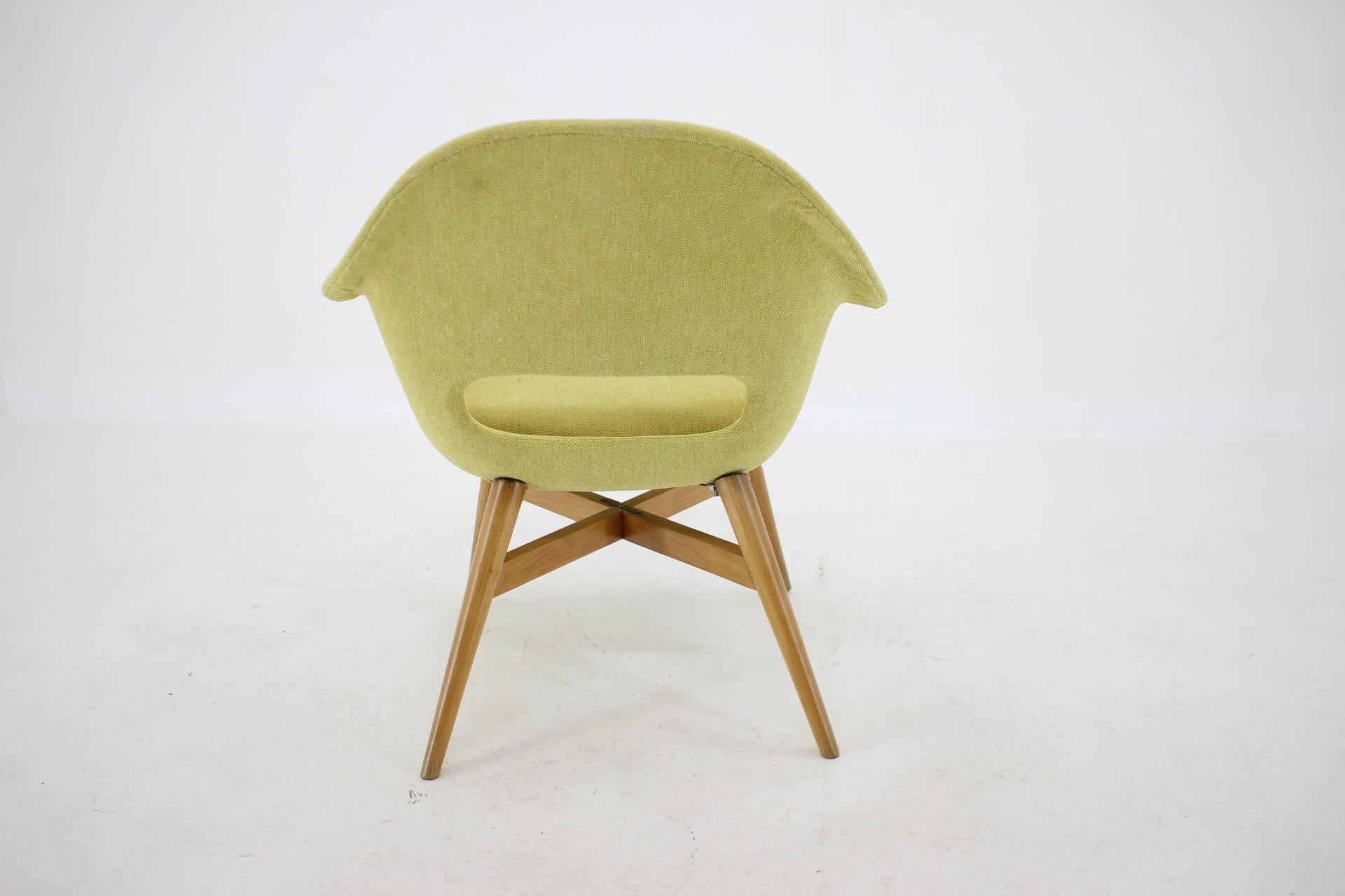 Mid-20th Century 1960s Miroslav Navratil Shell Lounge Chair, Czechoslovakia For Sale
