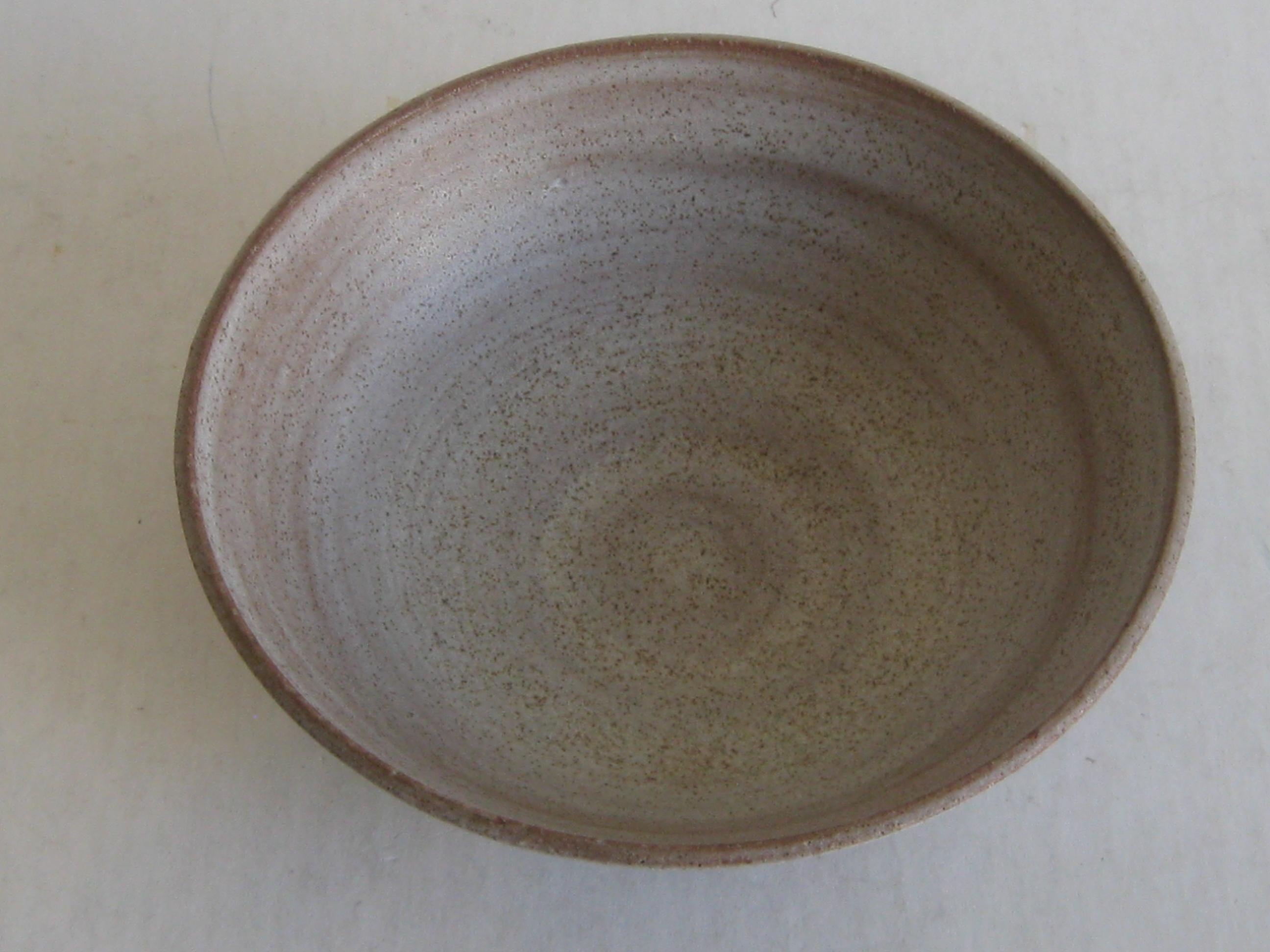 Hand-Crafted 1960s Mishi Nojima California Design Studio Pottery Low Bowl Berkeley Artist