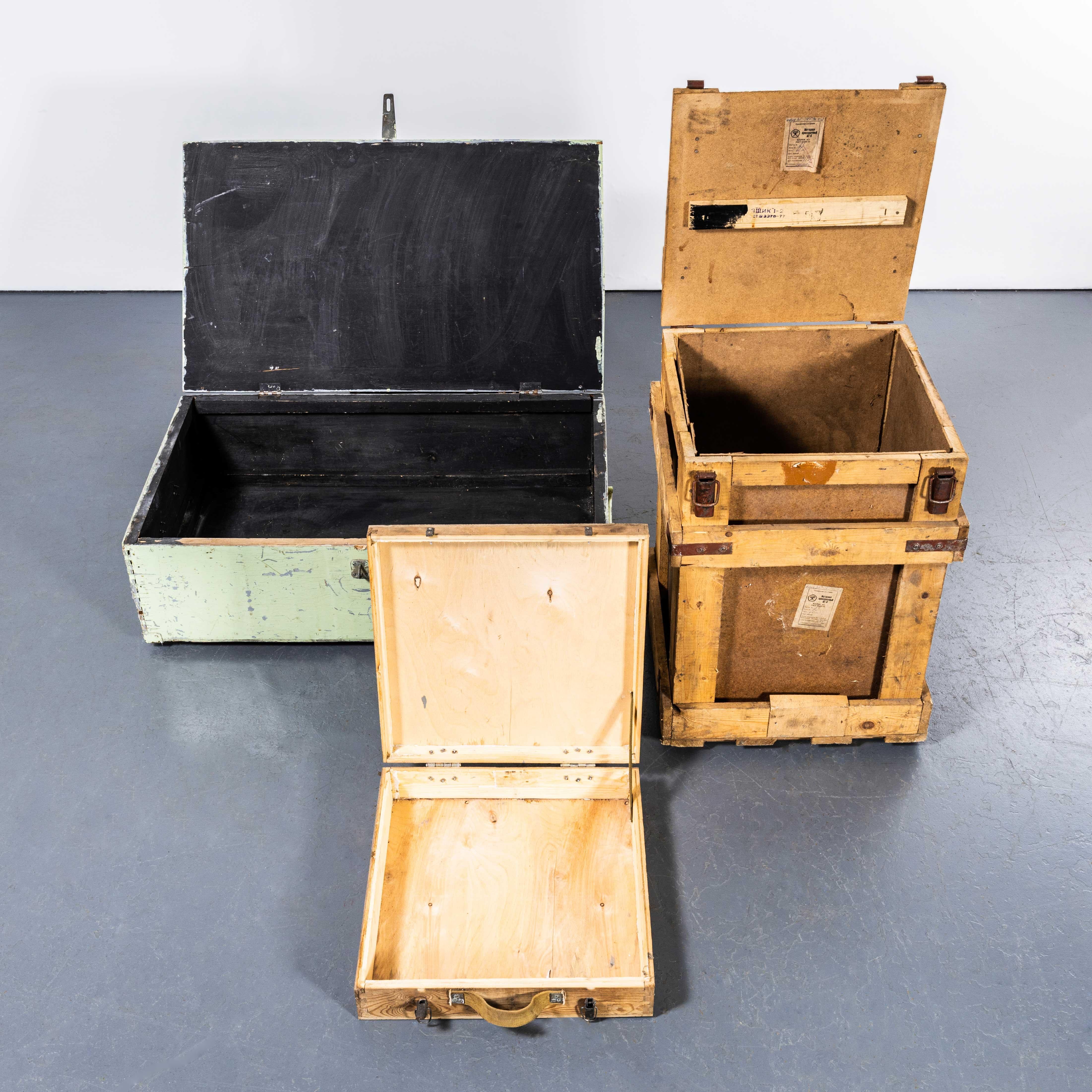 Cajas mixtas de equipos industriales de los años 60 - Juego de tres cajas en Bueno estado para la venta en Hook, Hampshire
