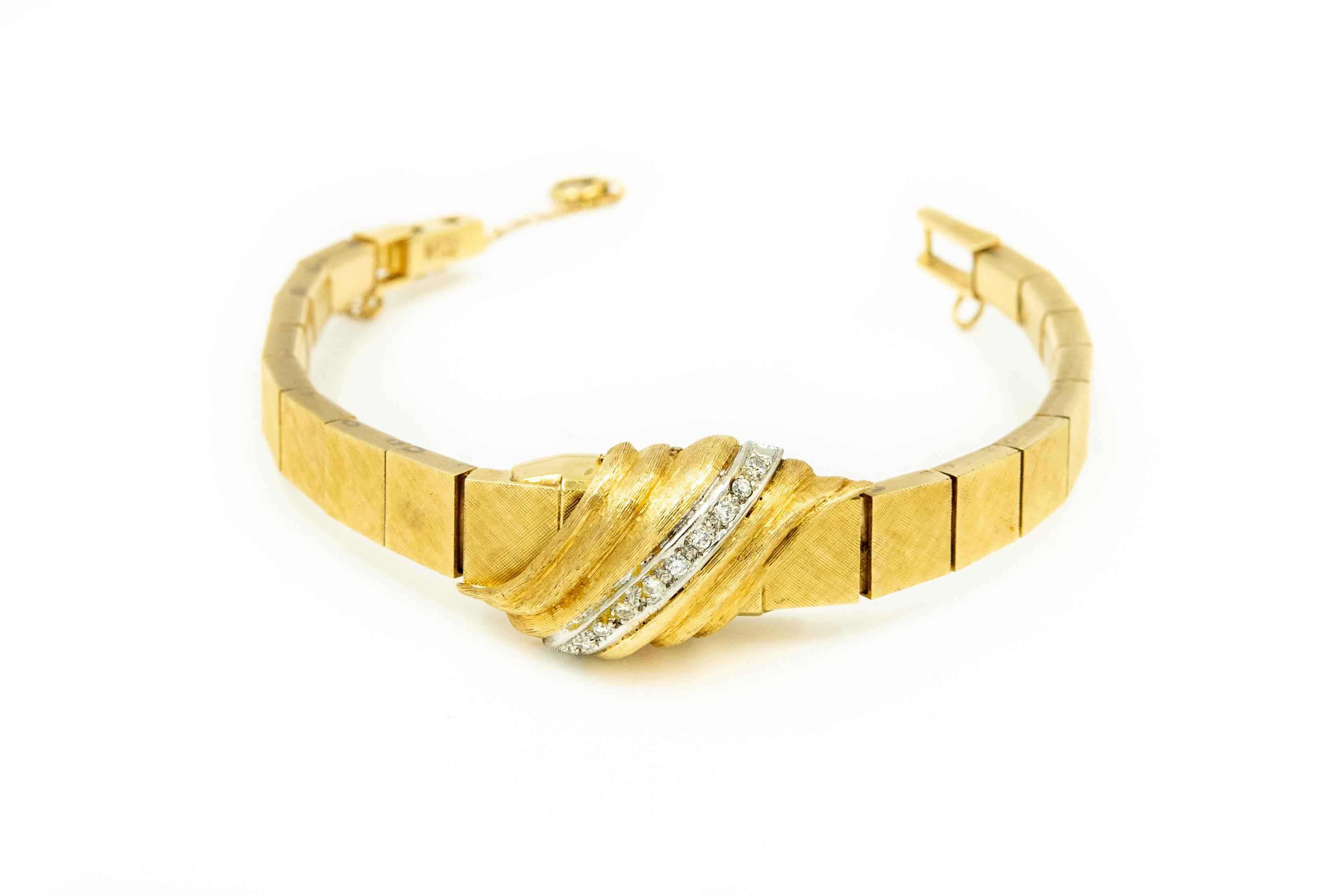 Single Cut 1960s Moba Diamond Florentine Finish Gold Covered Ladies Wristwatch Bracelet