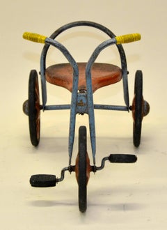 1960s Mobo Vintage Toddler's Three Wheeled Tricycle