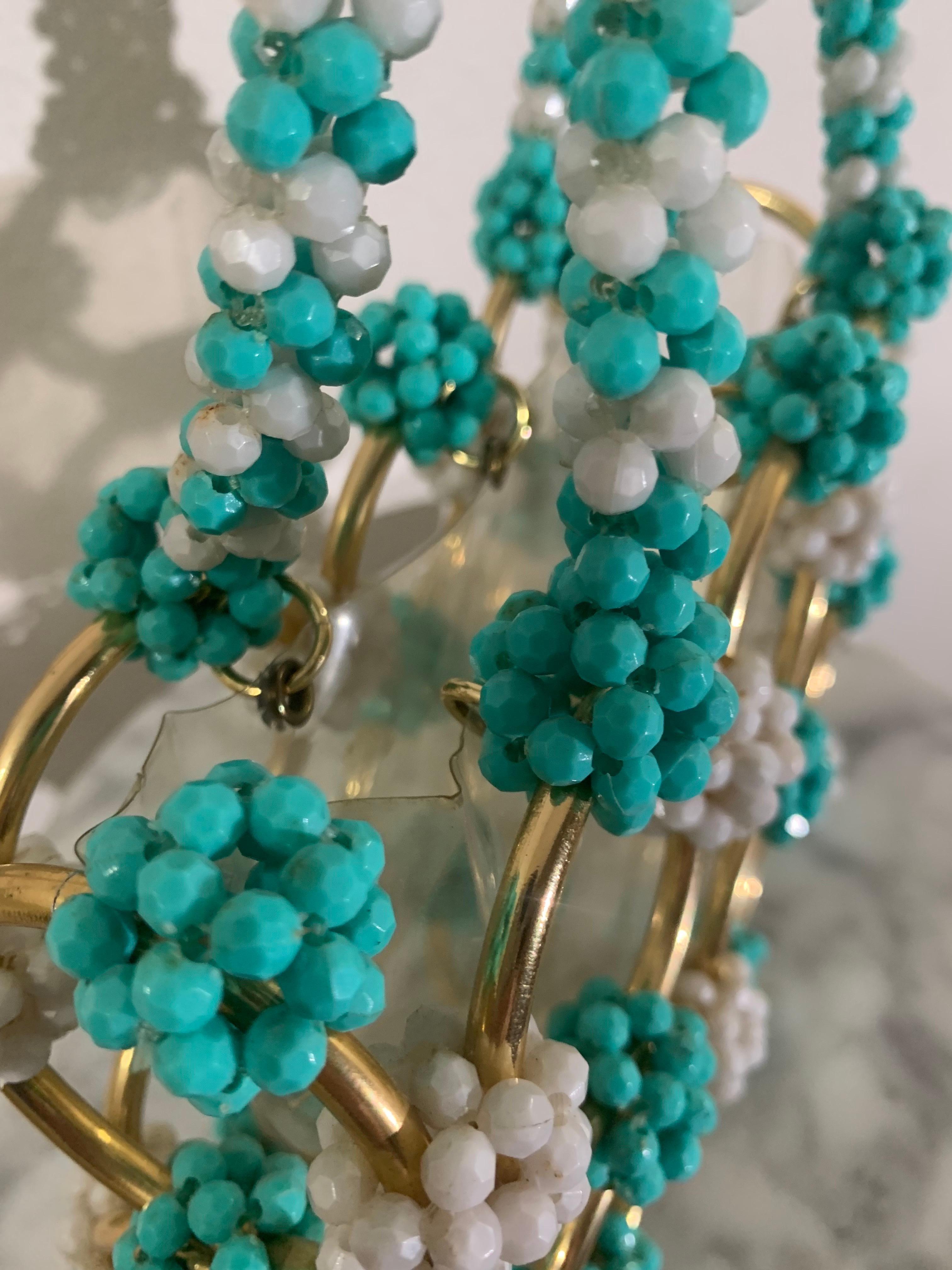 1960s Mod Mantessa Italian Turquoise Beaded Gold Ring & Clear Lucite Mini-Tote For Sale 2