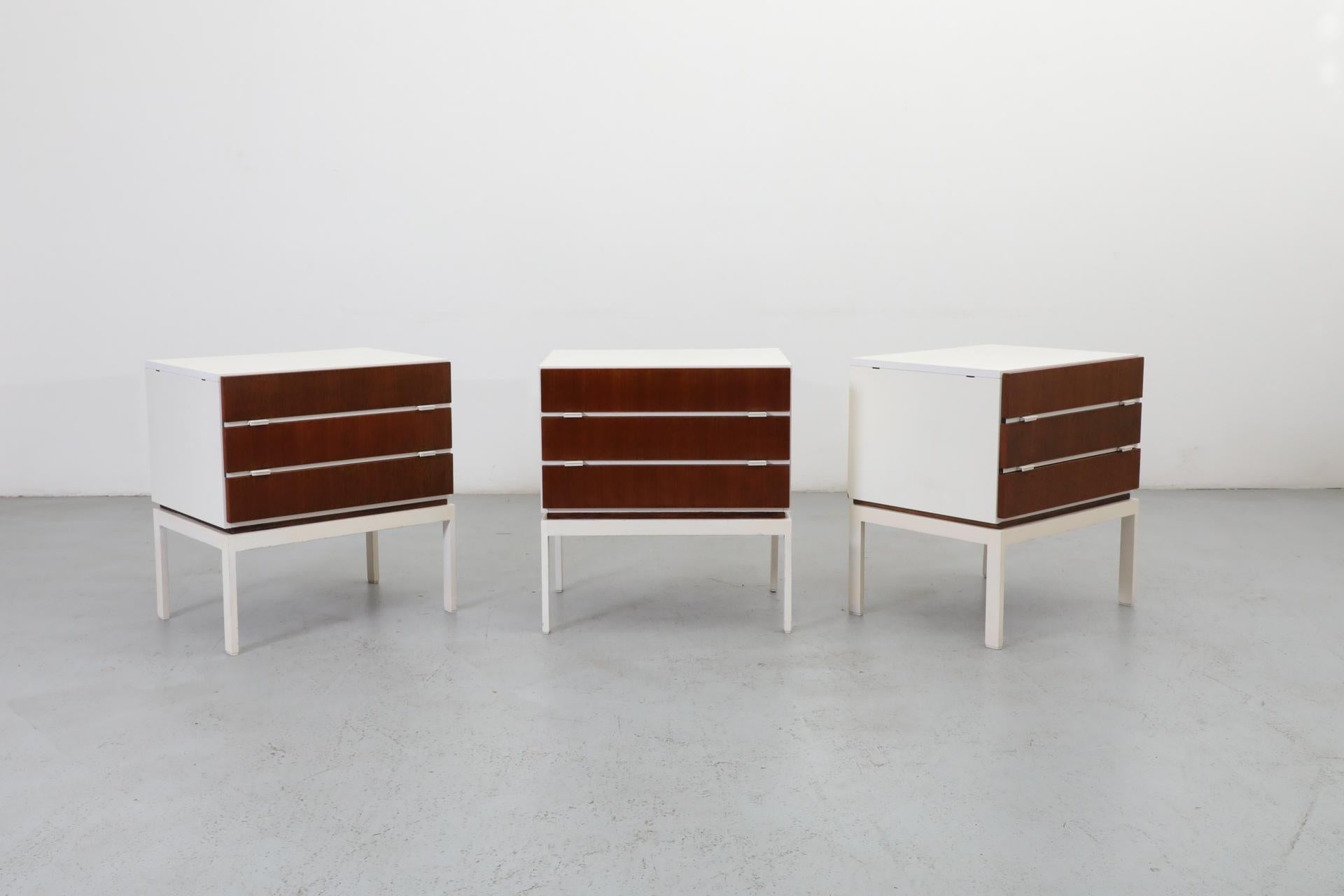 1960s MOD Small White Interlübke Side Cabinets or Nightstands, Germany In Good Condition In Los Angeles, CA