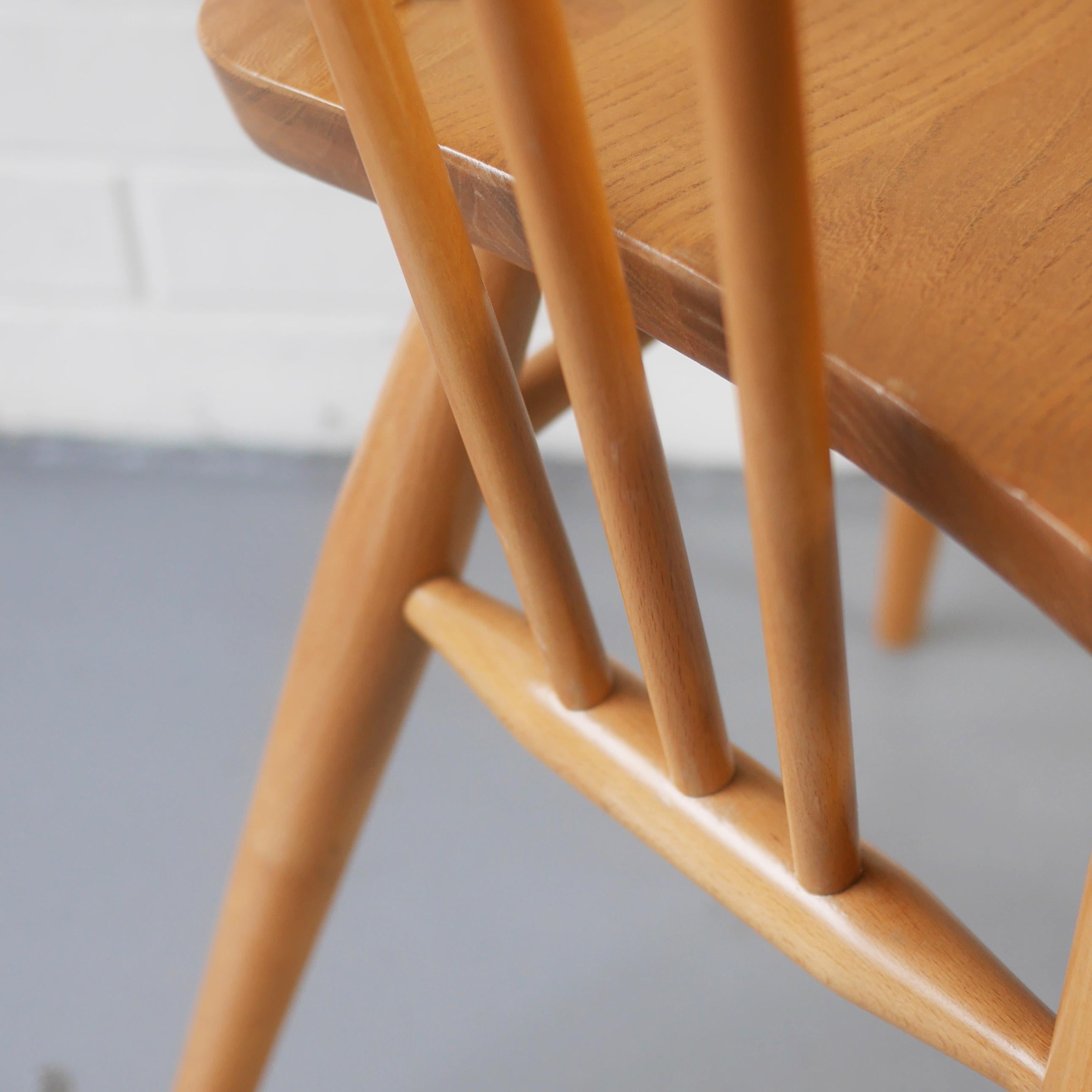 1960s Model 391 Windsor Chair by Ercol in Solid Elm and Beech For Sale 2