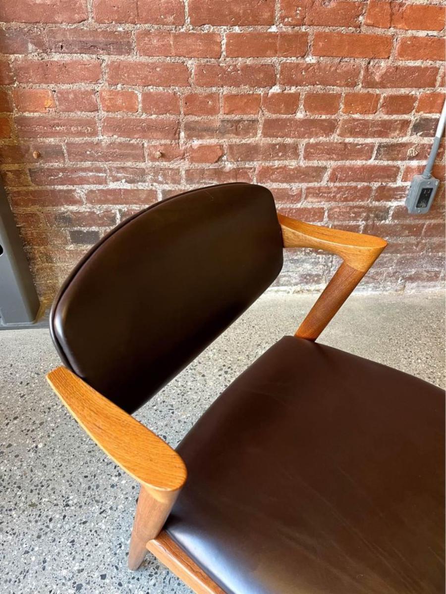 Mid-Century Modern 1960s Model 42 Side Chairs in Teak and Leather