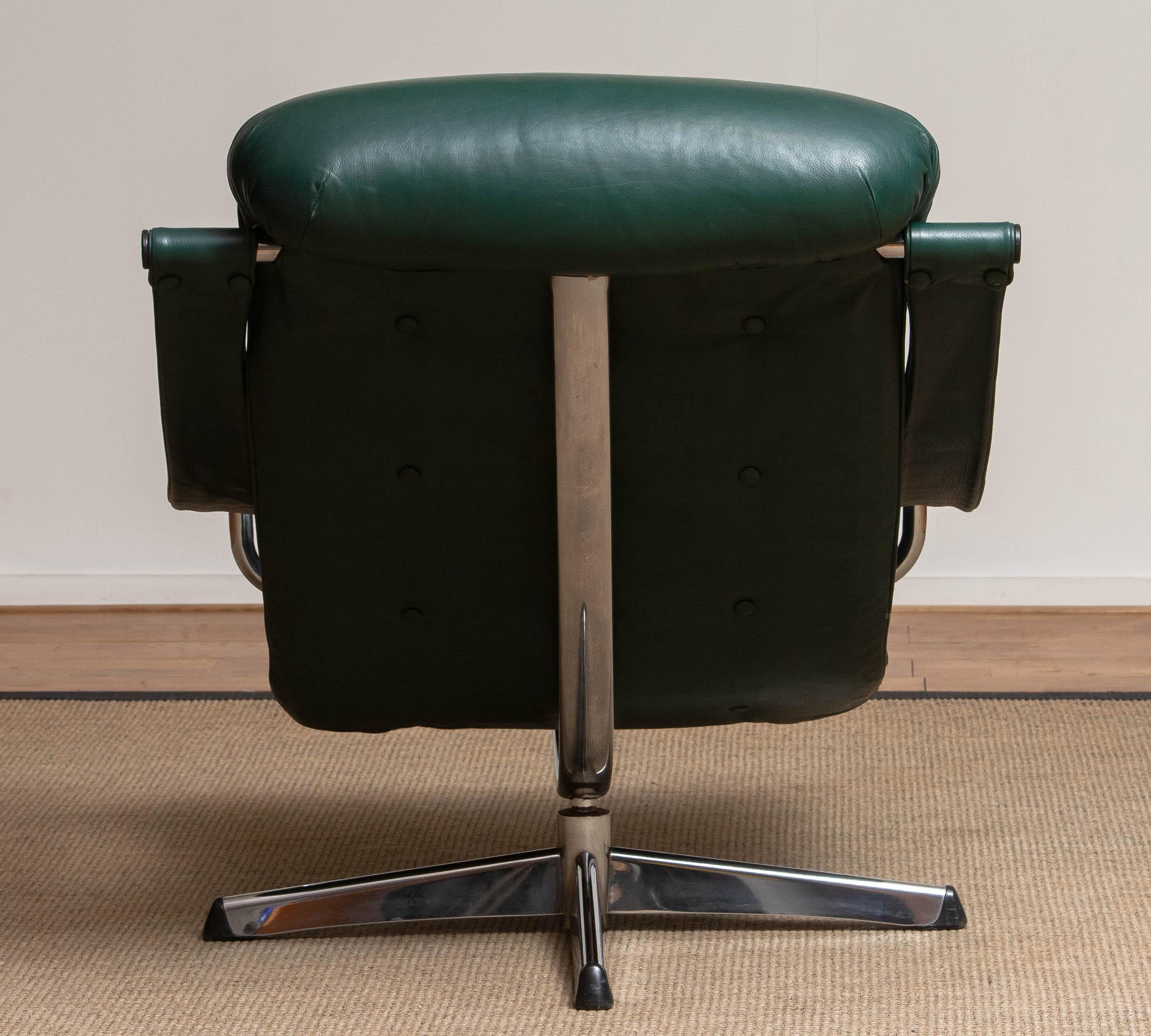 1960s Modern Design Oxford Green Leather and Chrome Swivel Chair by Göte Mobler 2