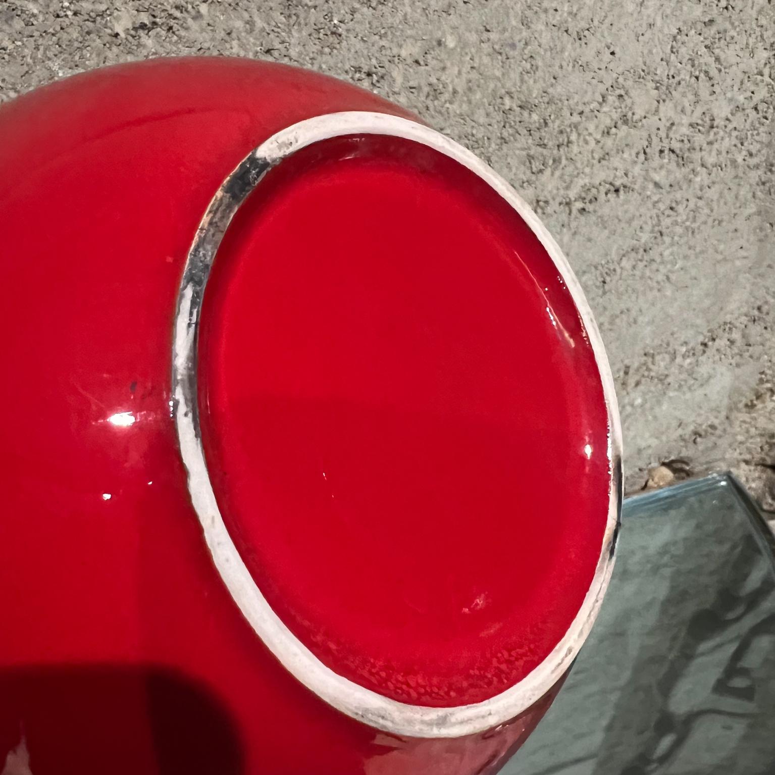 1960 Moderna Bauhaus rossa Teiera in ceramica scultorea con manico in Wood in vendita 7