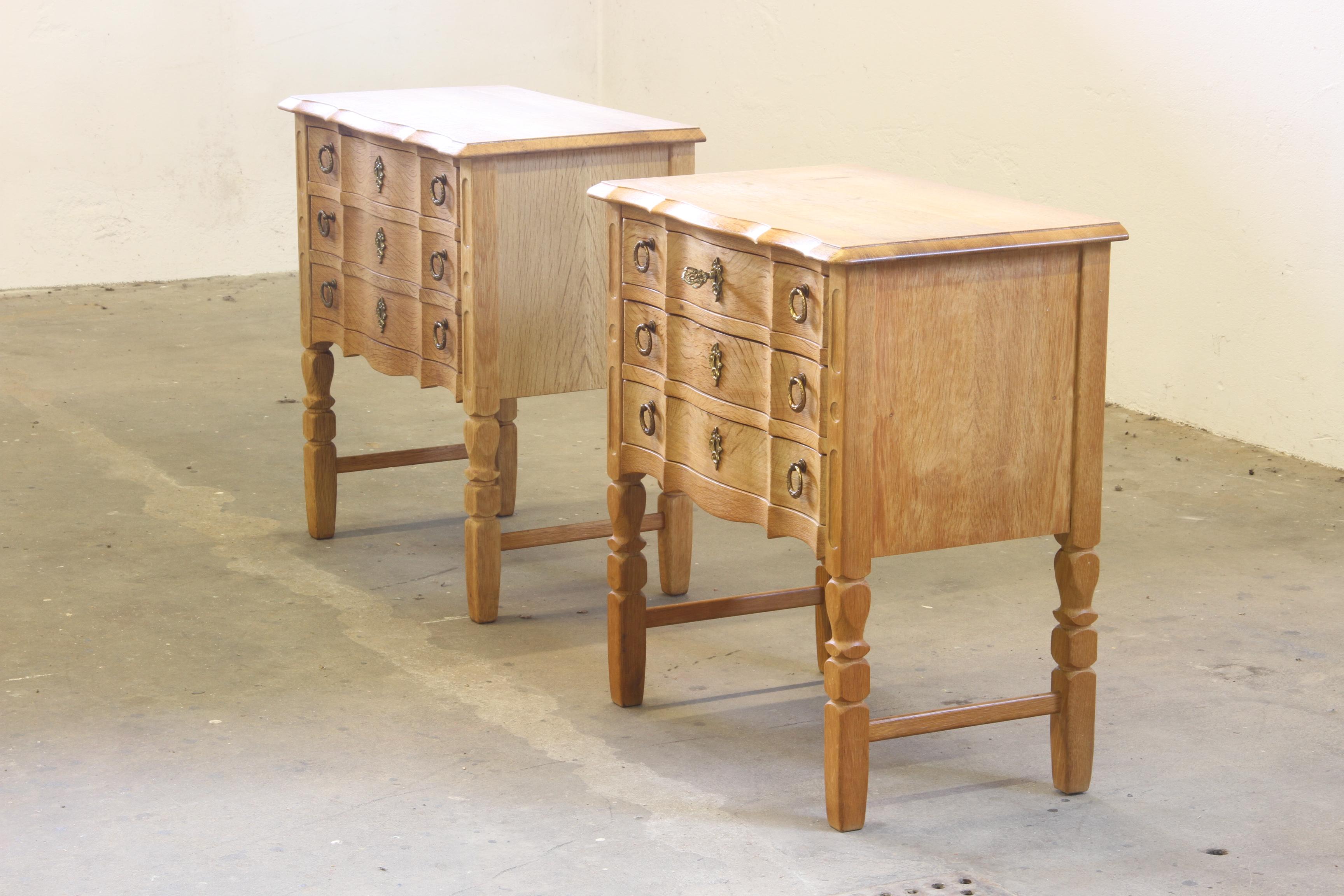 Commode danoise moderne en chêne des années 1960 style Henning Kjærnulf, Danemark en vente 2