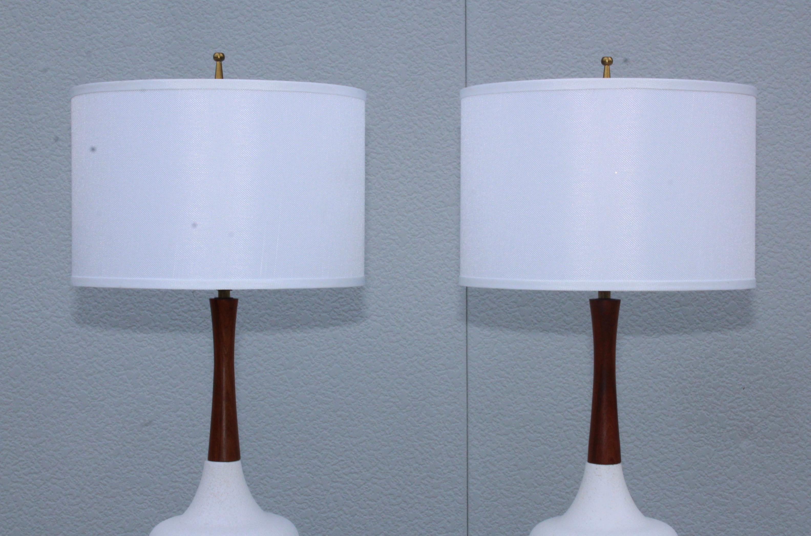 Mid-Century Modern 1960s Modern Danish Style Pottery and Walnut Table Lamps