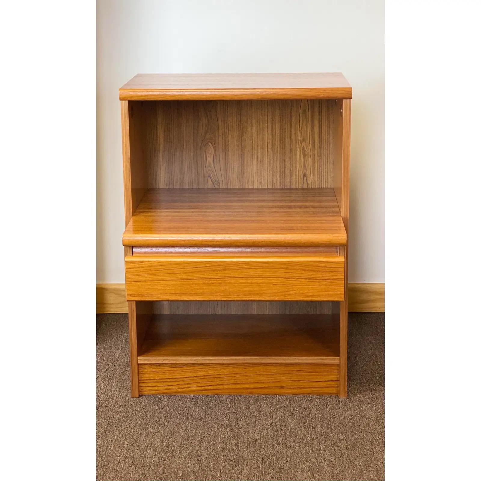 1960s Modern Danish Teak Nightstands, a Pair For Sale 1