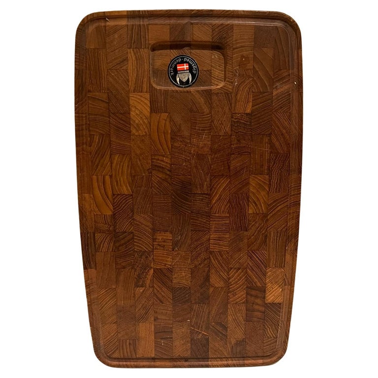 1960s DIGSMED Teakwood Cutting Board Cheese Charcuterie Denmark For Sale