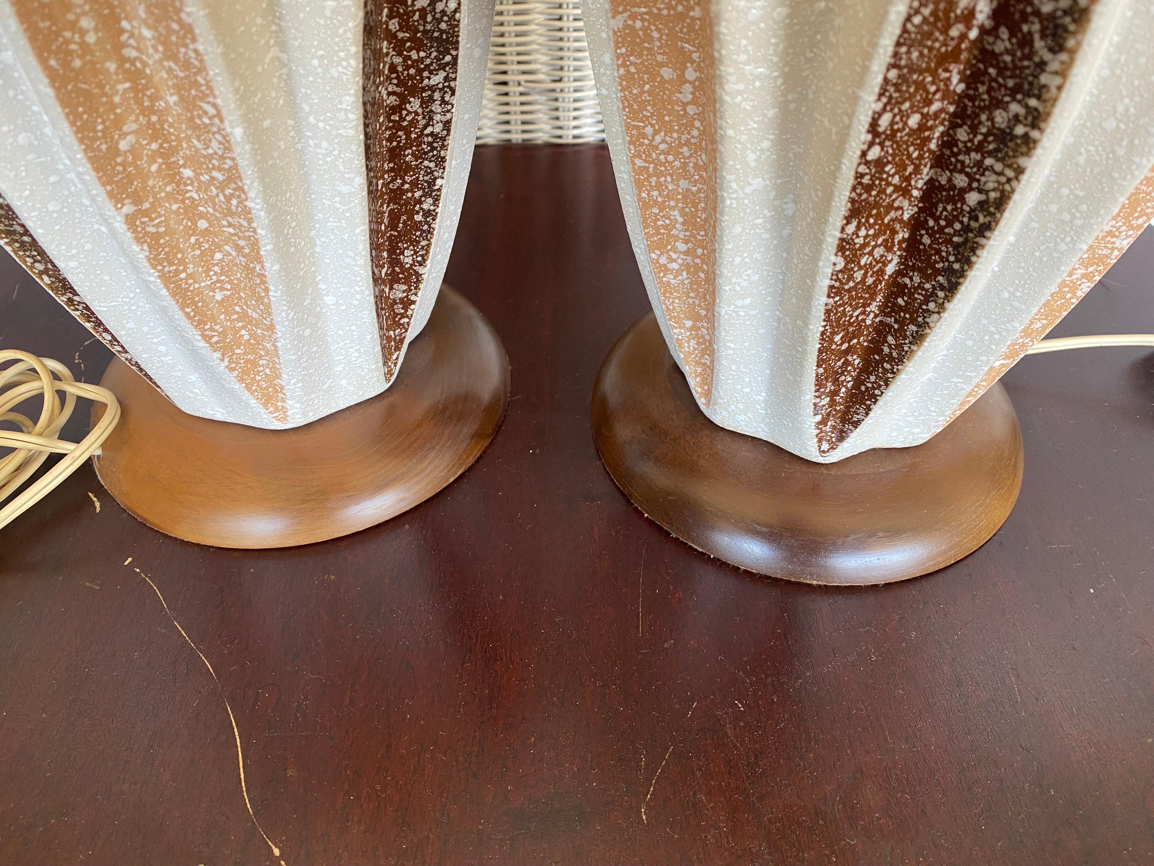 1960s Modern Italian Ceramic Lamps, a Pair For Sale 5