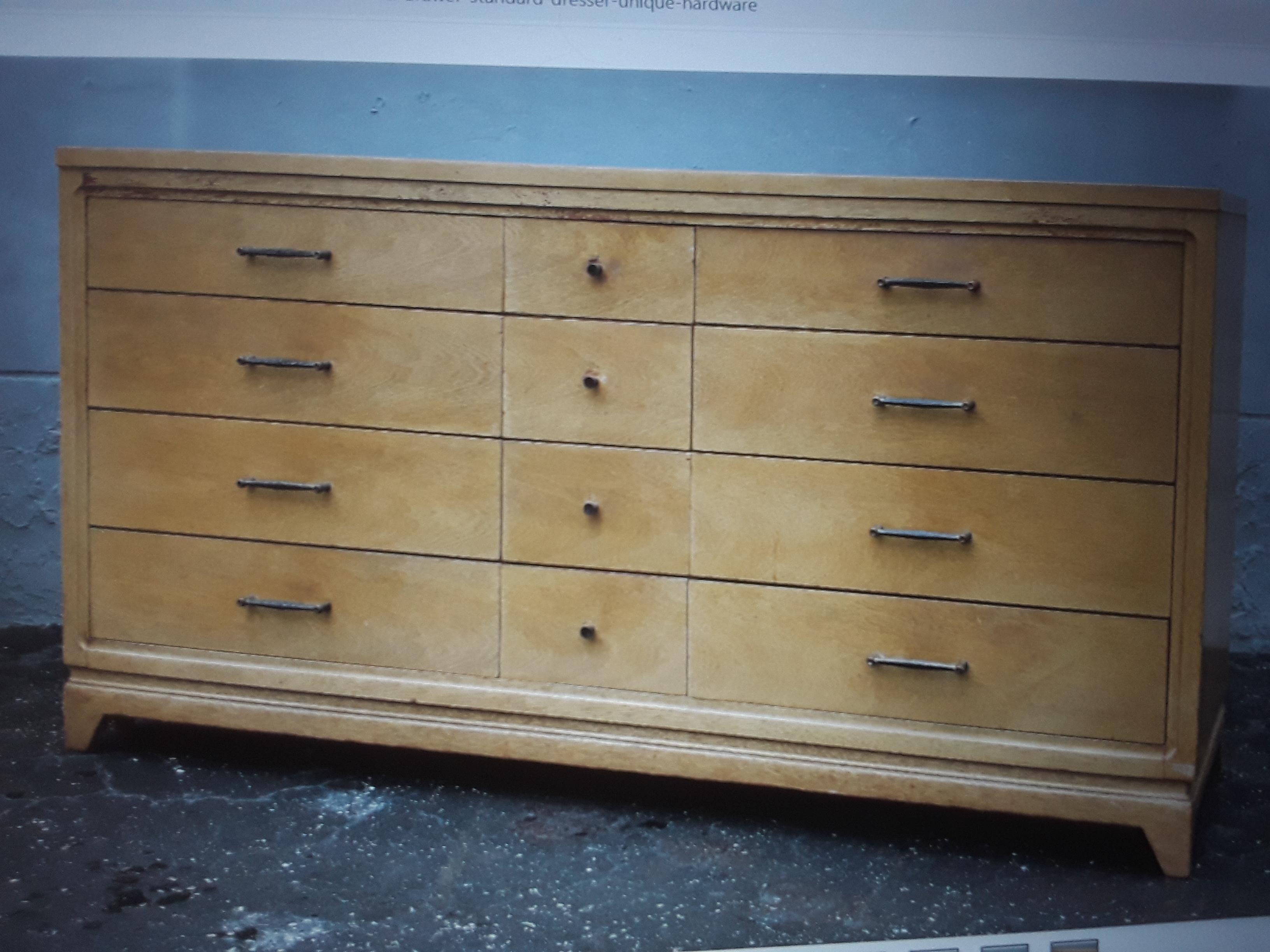 1960's Modern Light Toned Wood 12 Drawer Standard Dresser w/Unique Hardware For Sale 6