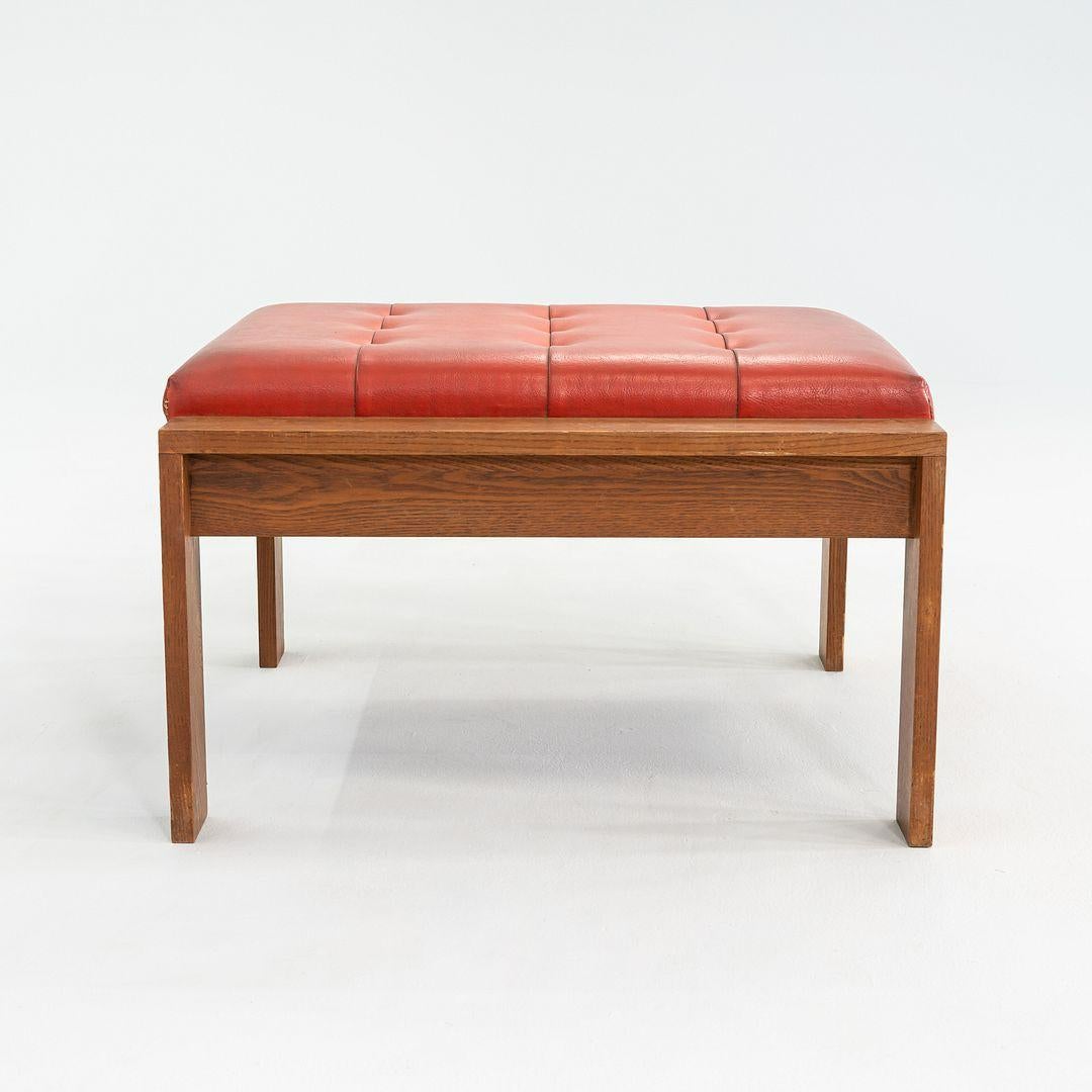Moderne 1960s Modern Ottoman Stool by C.I. Designs en vinyle Persimmon en vente