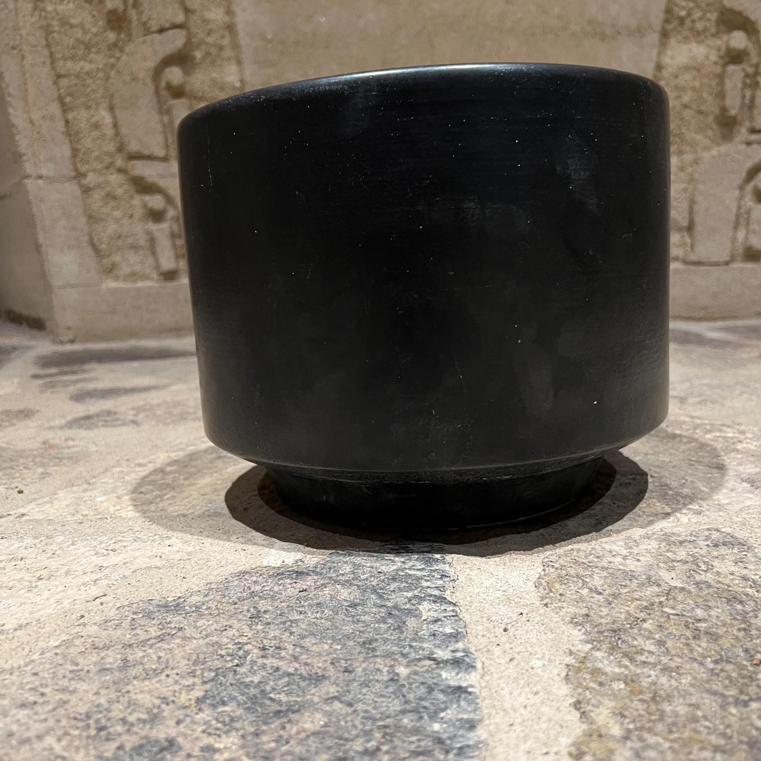 Mid-20th Century 1960s Modern Planter Pot Small Black La Verne, Calif Architectural Pottery For Sale