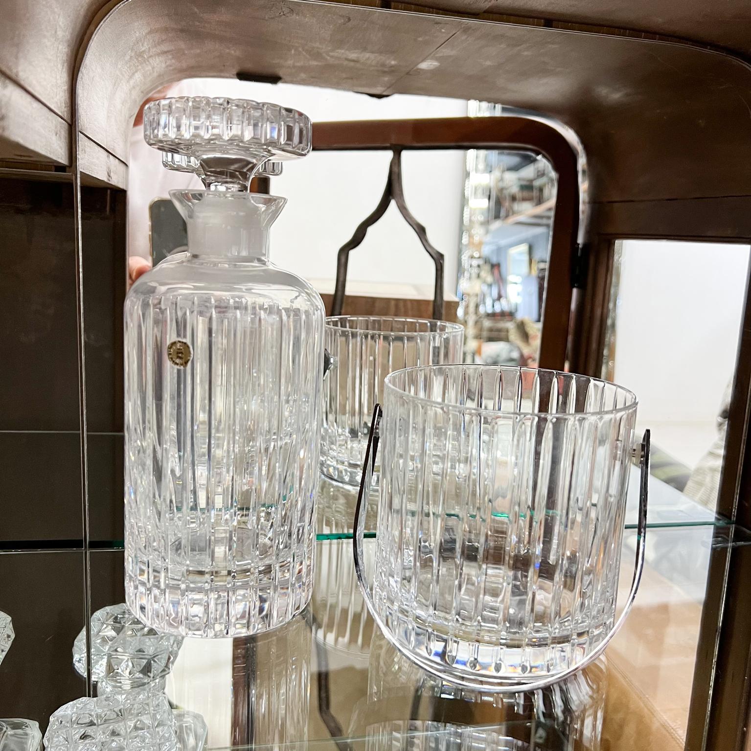1960s Modern Ribbed Crystal Glass Decanter from Italy For Sale 8