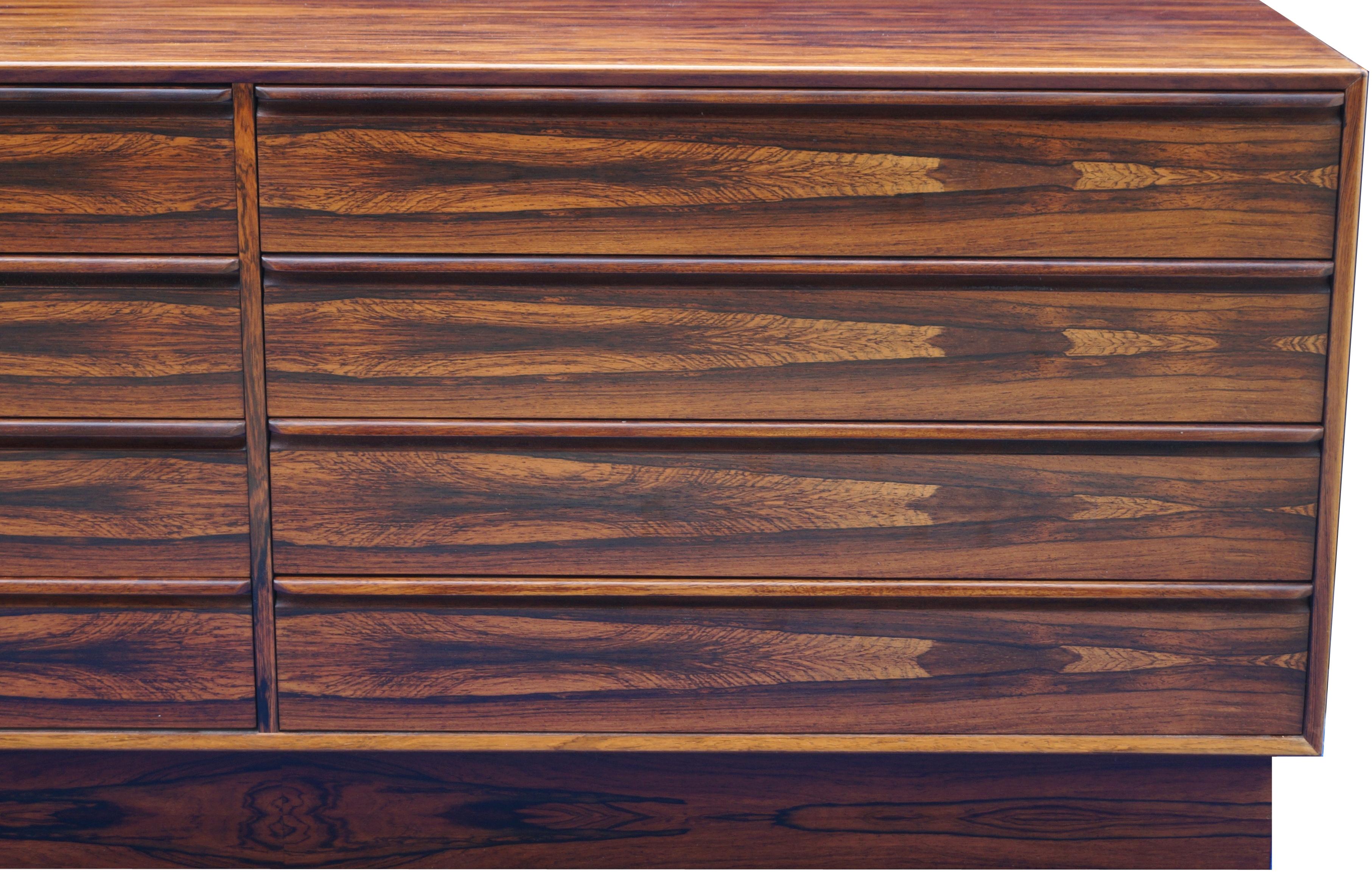 Norwegian Scandinavian Modern Rosewood 8 Drawer Dresser Sideboard Chest Westnofa Norway For Sale