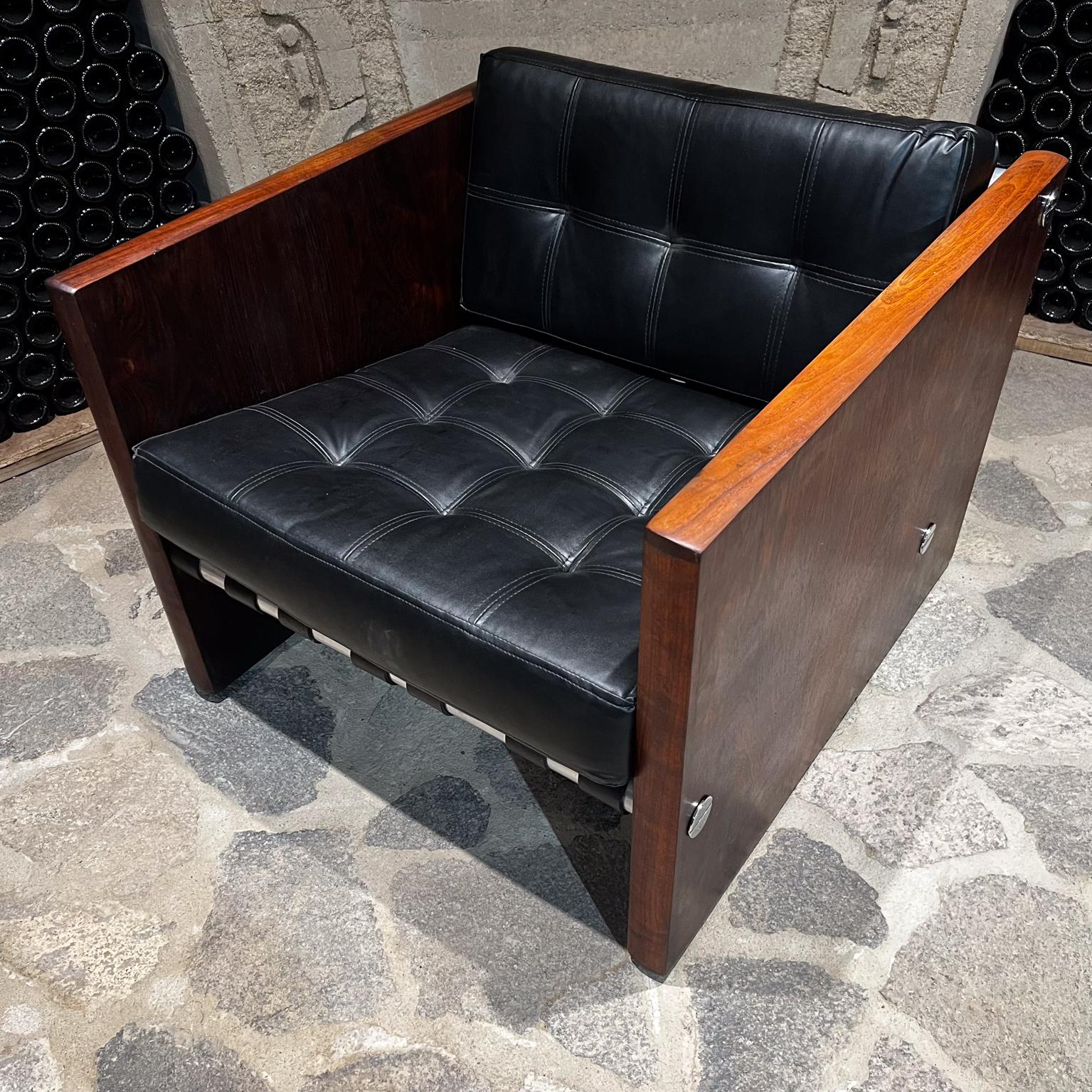1960s Modern Rosewood Leather Club Chair Brazilian Style of Sergio Rodrigues For Sale 5