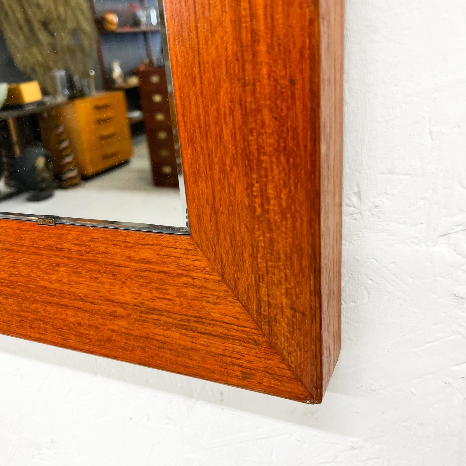 1960s Modern Teak and Sapele Wood Framed Wall Mirror In Good Condition For Sale In Chula Vista, CA