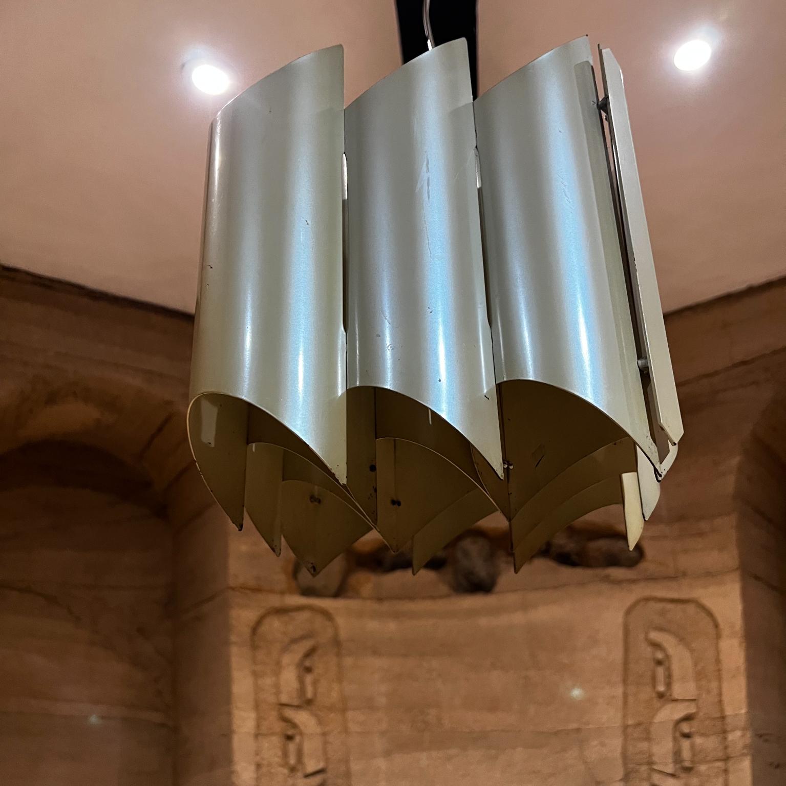 Aluminum 1970s Tubular Pearl Metal Sheet Cathedral Chandelier Pendant Robert Sonneman For Sale