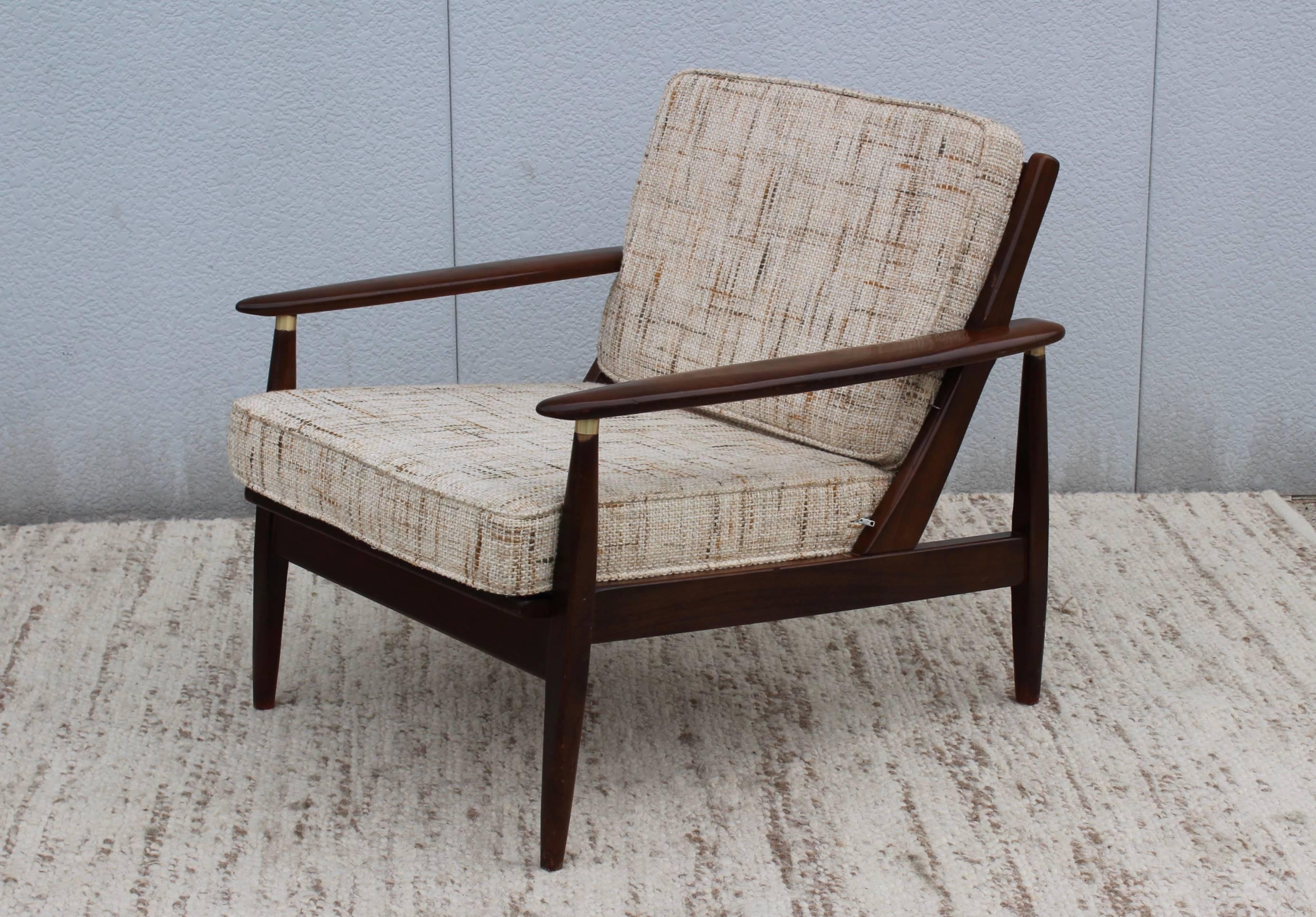 1960s Modern Walnut Lounge Chairs 1