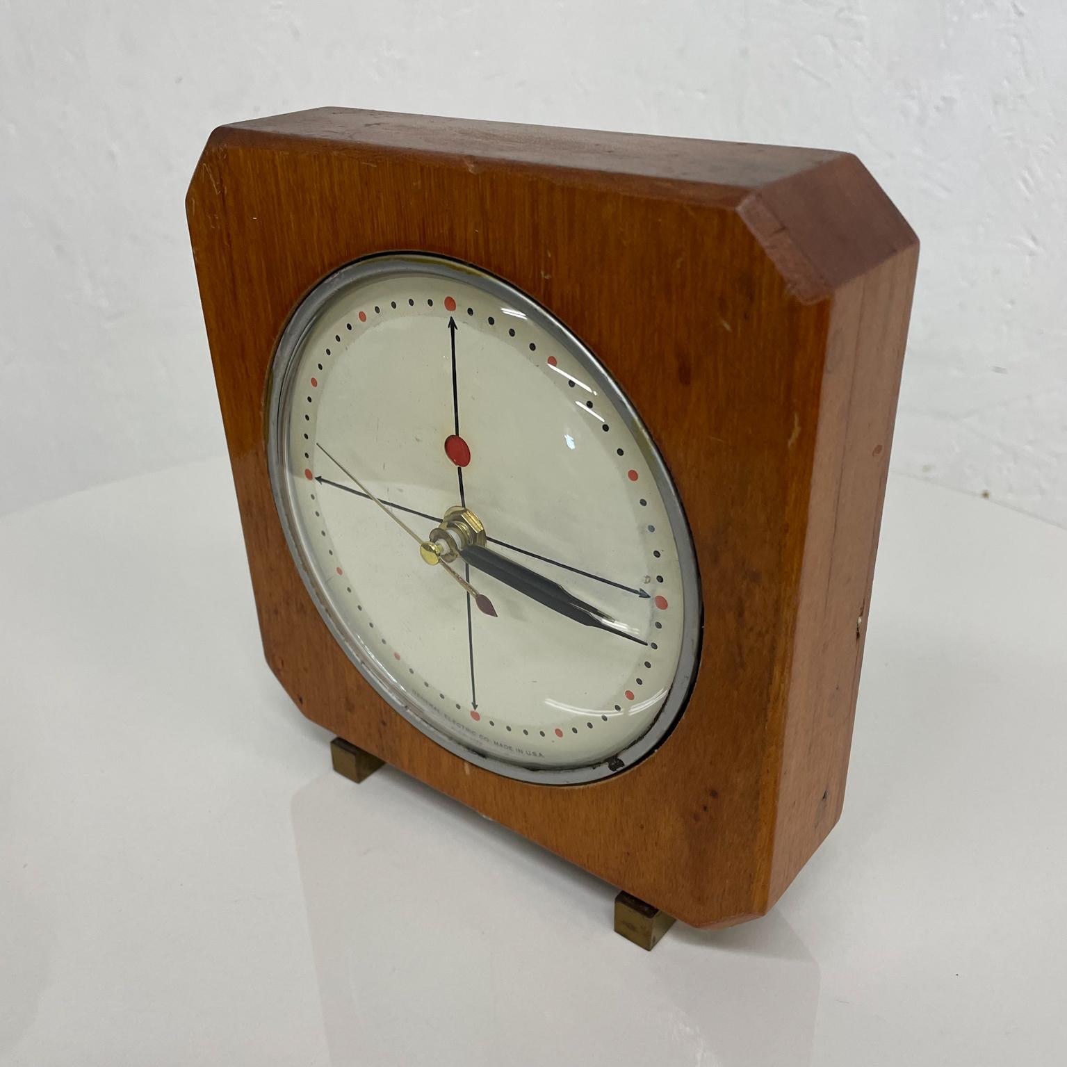 Mid-20th Century 1960s Modernism GE Desk Clock Angled Wood Frame Glass Cover New Movement