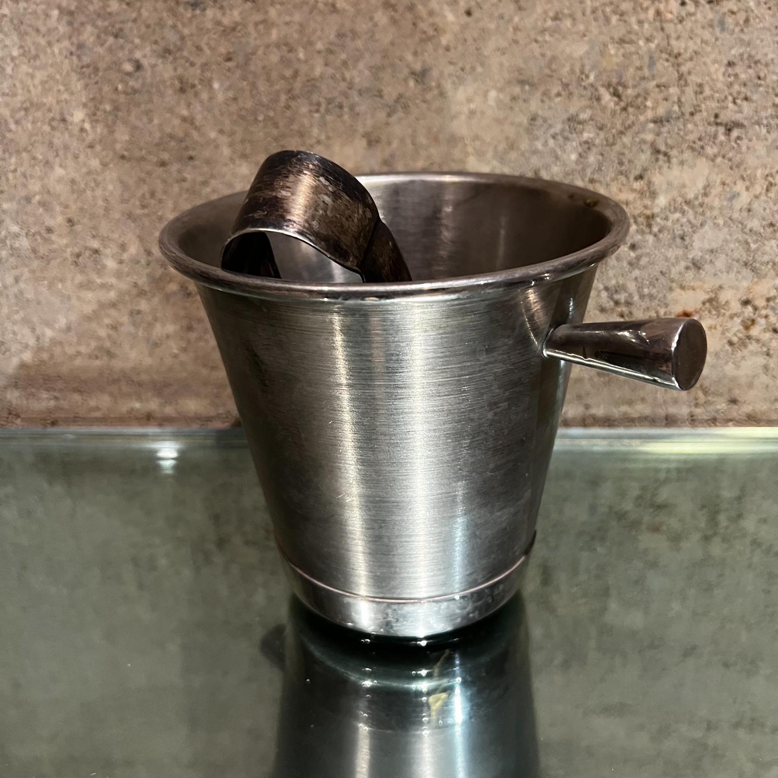 1960s Modernism Genesis Vintage Silverplate Ice Bucket with Tongs Mexico In Good Condition For Sale In Chula Vista, CA
