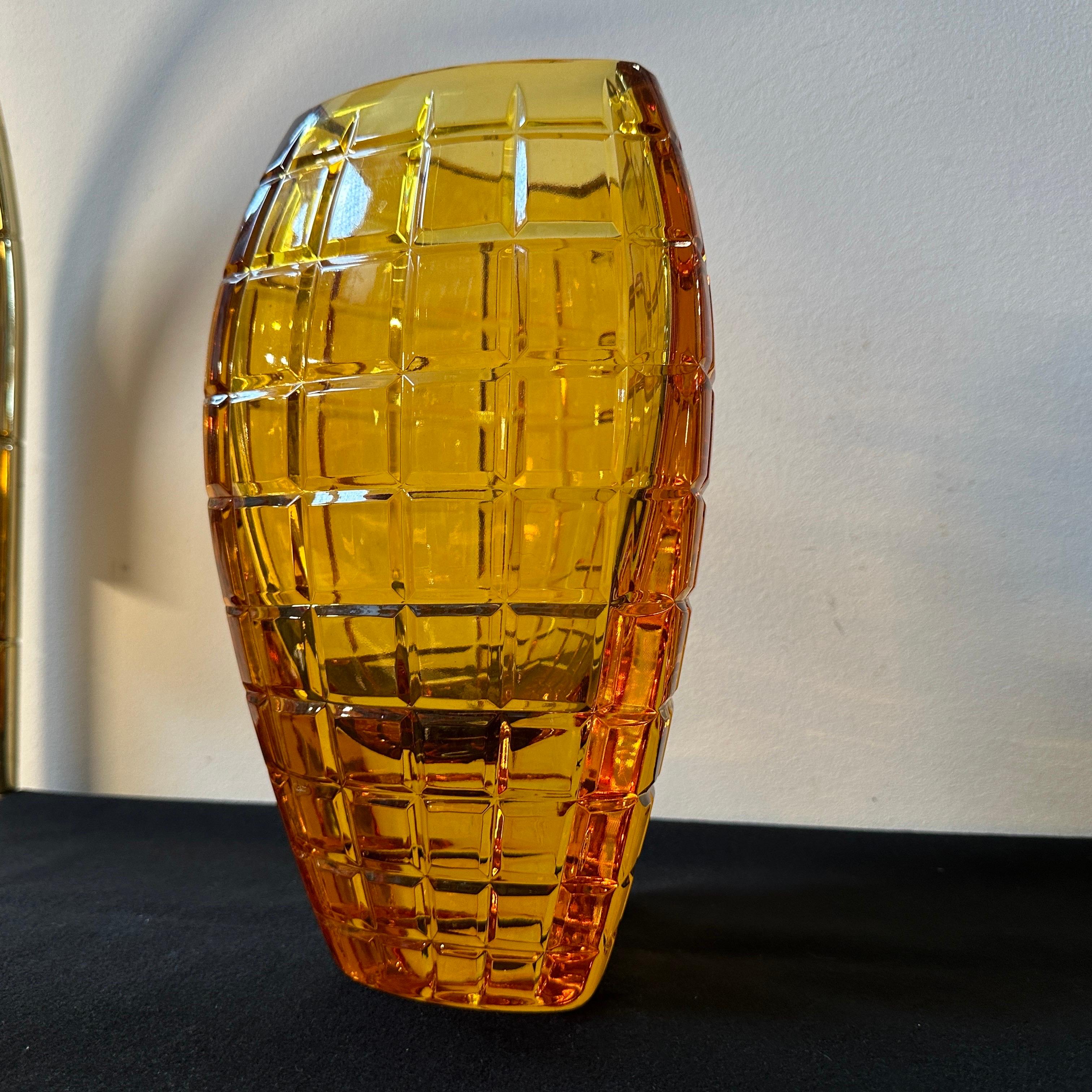 Moderne Vase belge moderniste en verre ambré du Val Saint Lambert, années 1960 en vente