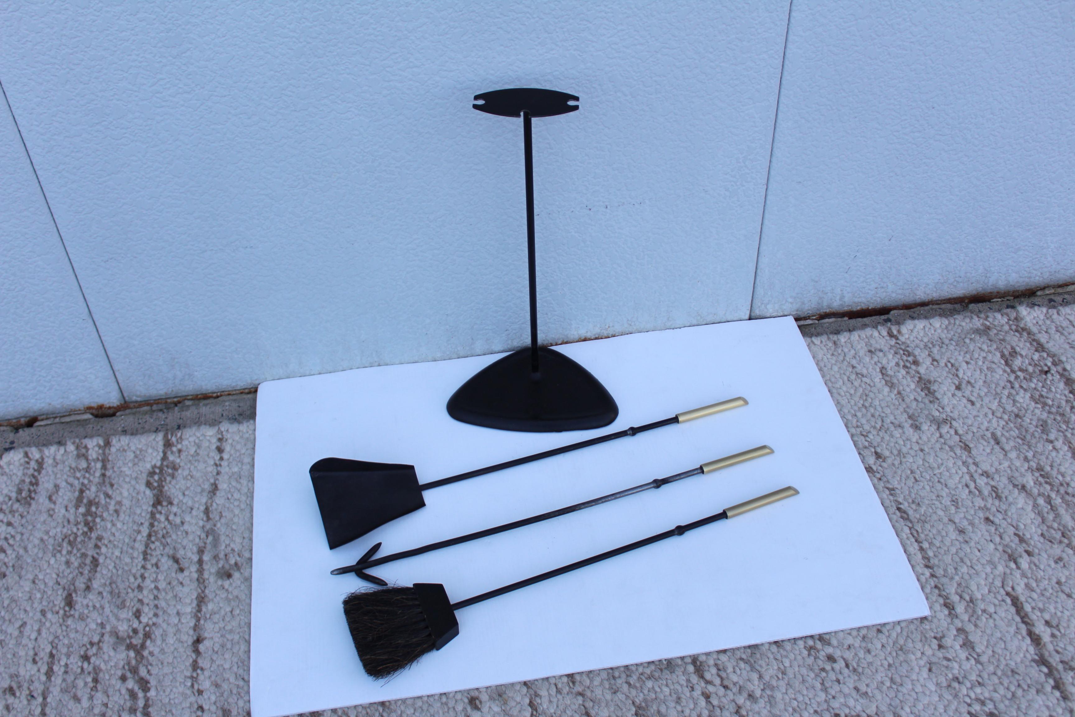 1960s Modernist Brass and Iron Fireplace Tools For Sale 3