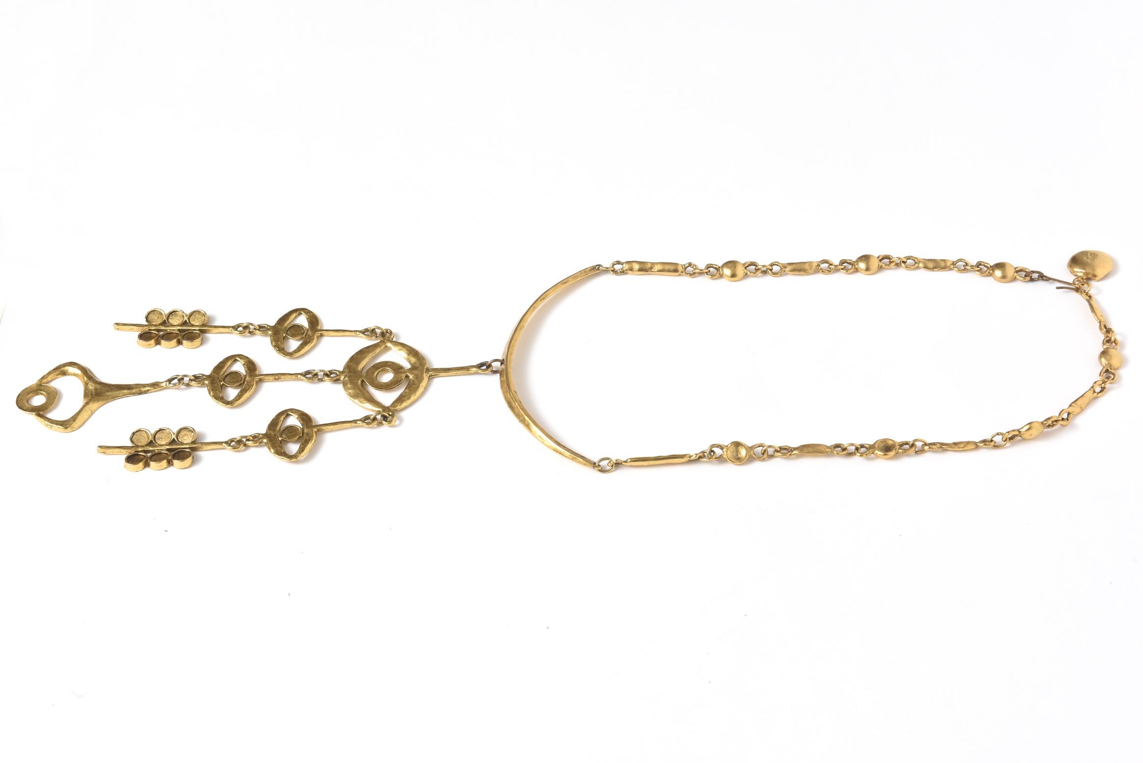 1960er Jahre Modernistische Halskette im Kleopatra-Stil Brutalistische Evil Eye Drop Gold Statement-Halskette im Angebot 1