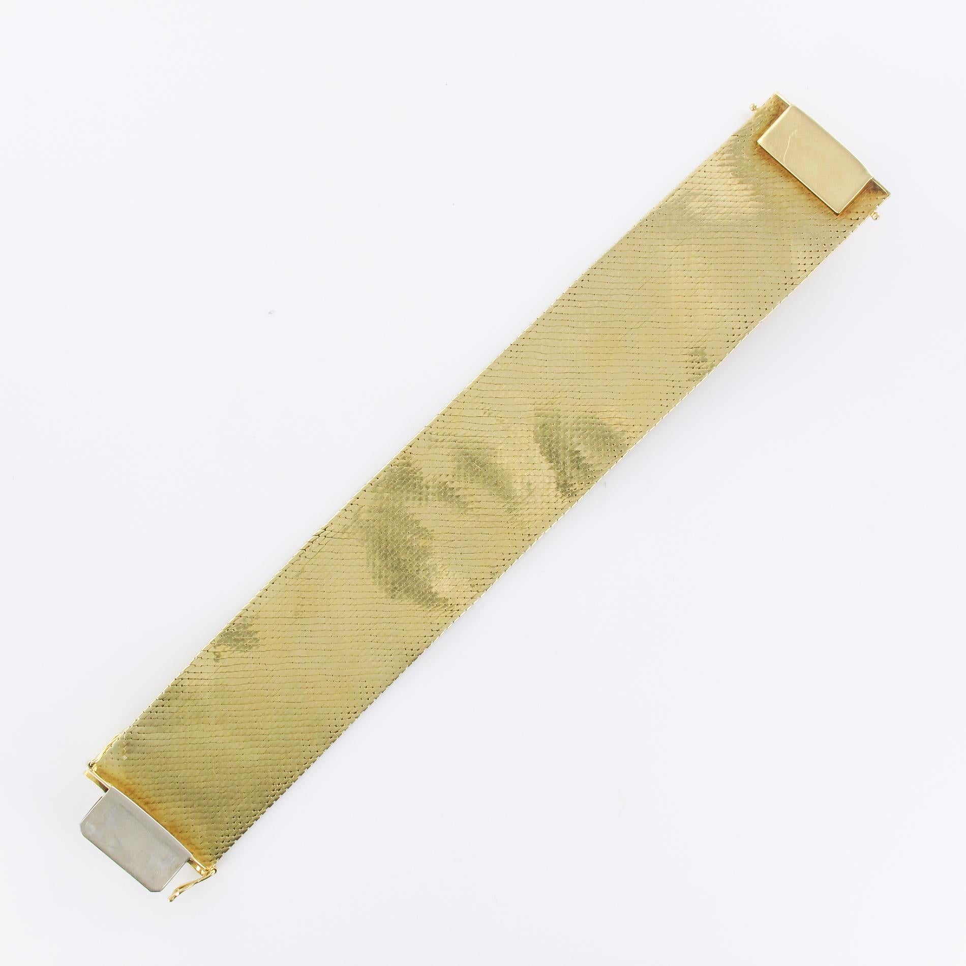 Women's 1960s Modernist Decor 18 Karat Yellow Gold Ribbon Bracelet For Sale
