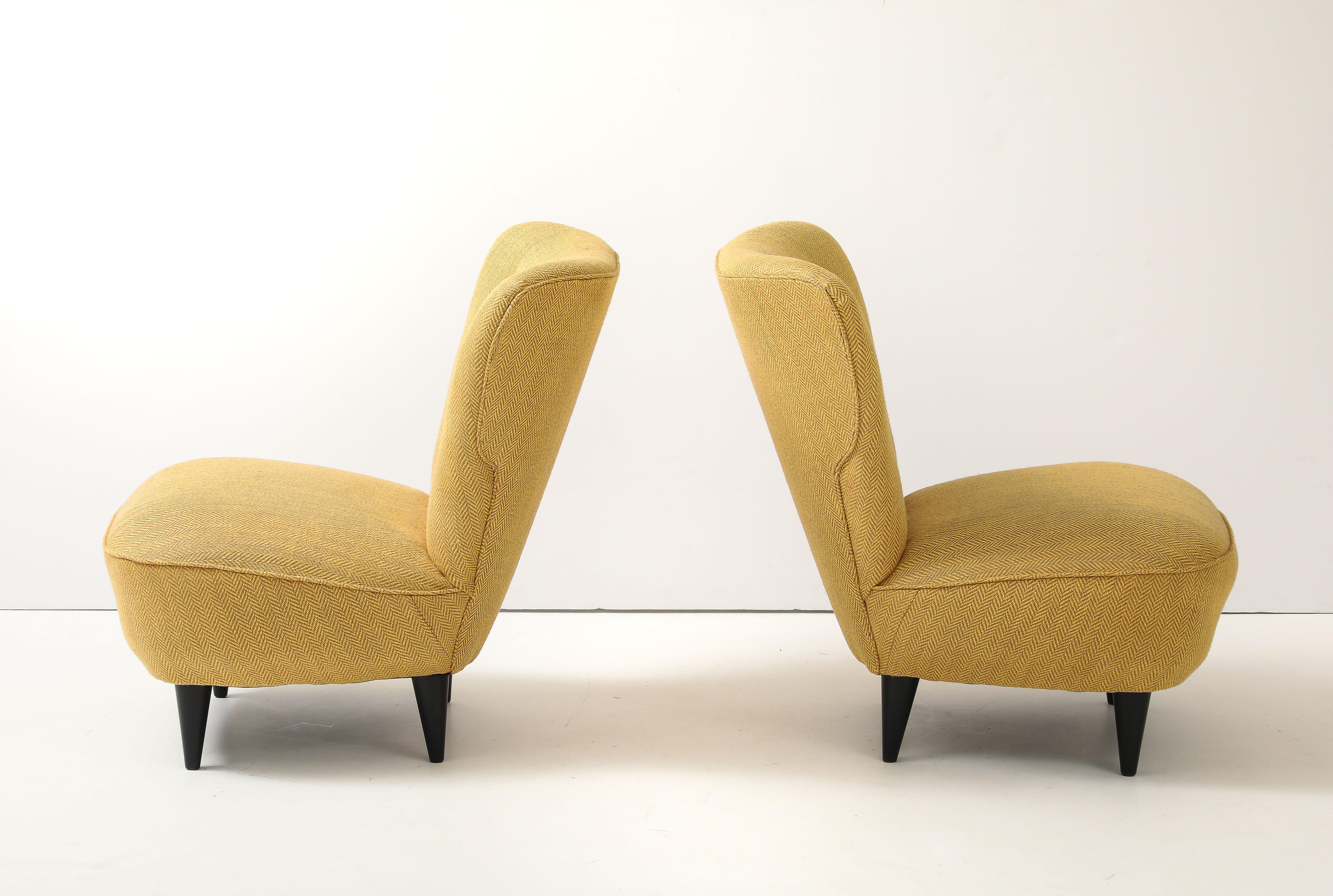 Sillas Slipper Modernistas Francesas de los Años 60 Moderno de mediados de siglo en venta