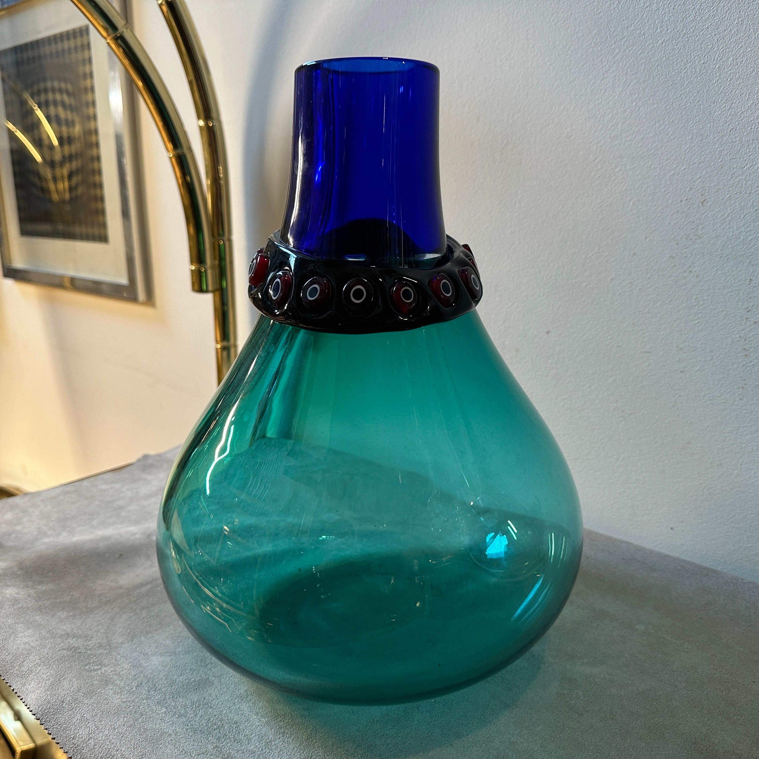 1960s Modernist Murano Glass Incalmo Vase by Alfredo Barbini For Sale 6