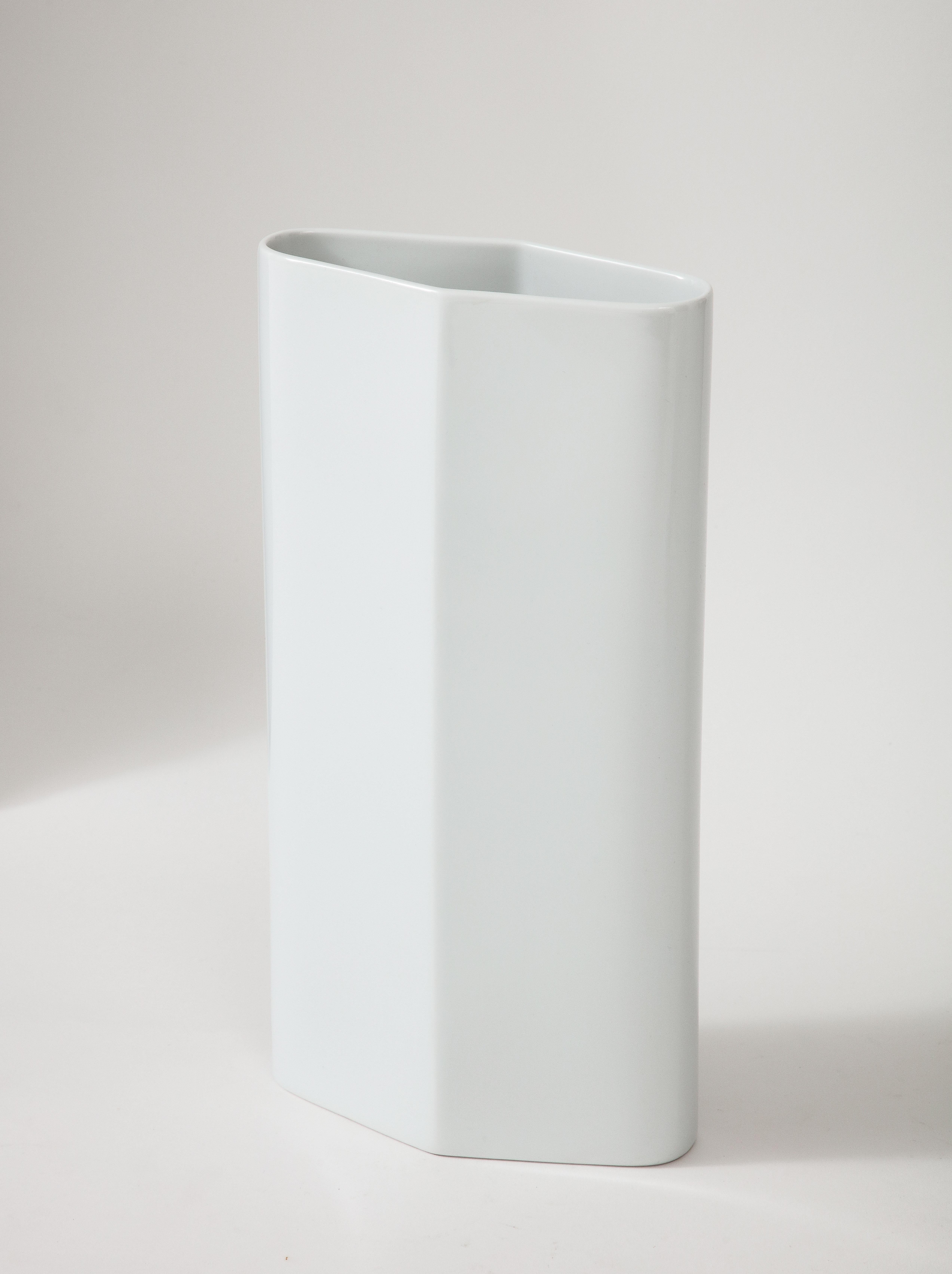 1960's Modernist Porcelain Vases Collection by Rosenthal In Good Condition For Sale In New York, NY