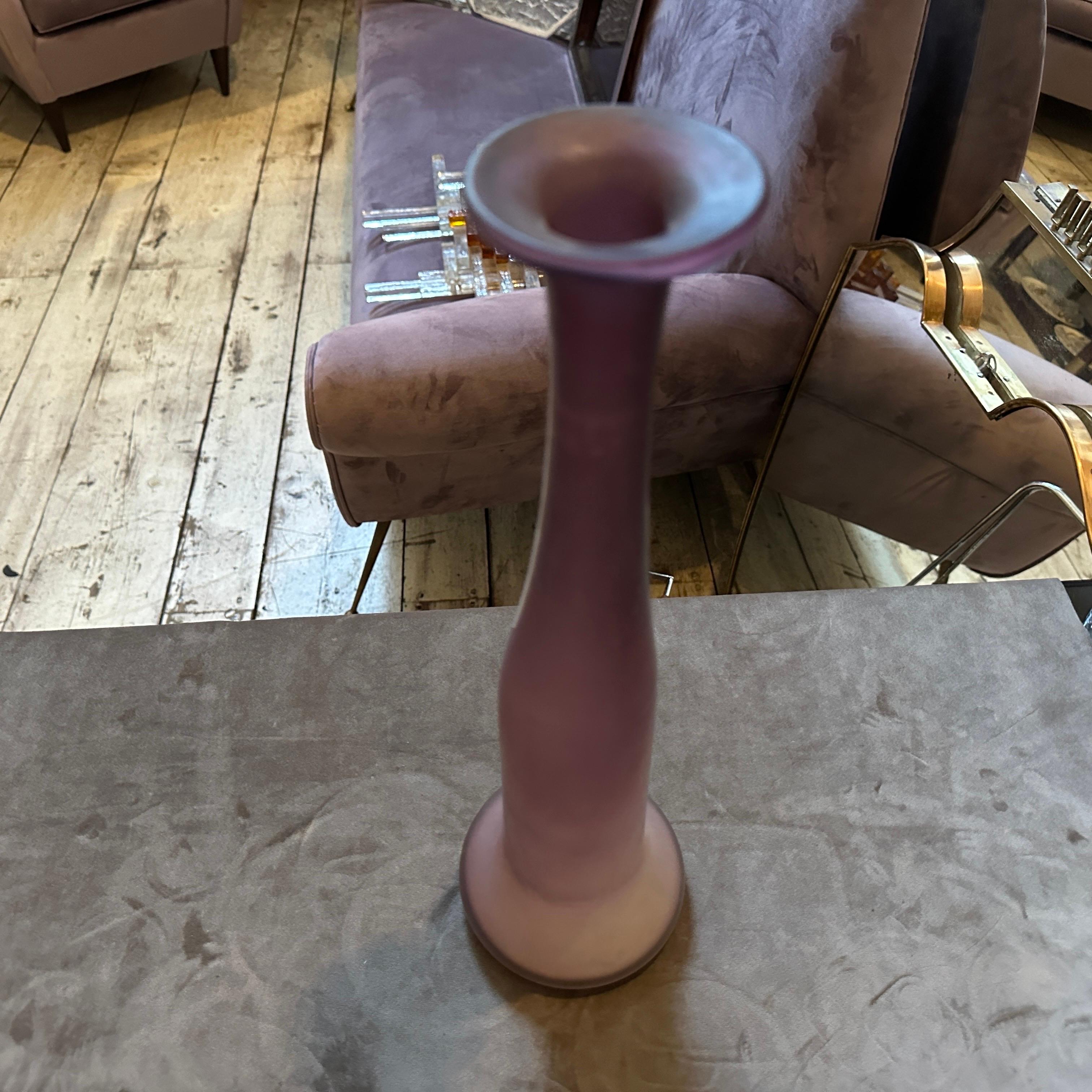 1960s Modernist Purple Scavo Murano Glass Vase by Cenedese For Sale 2