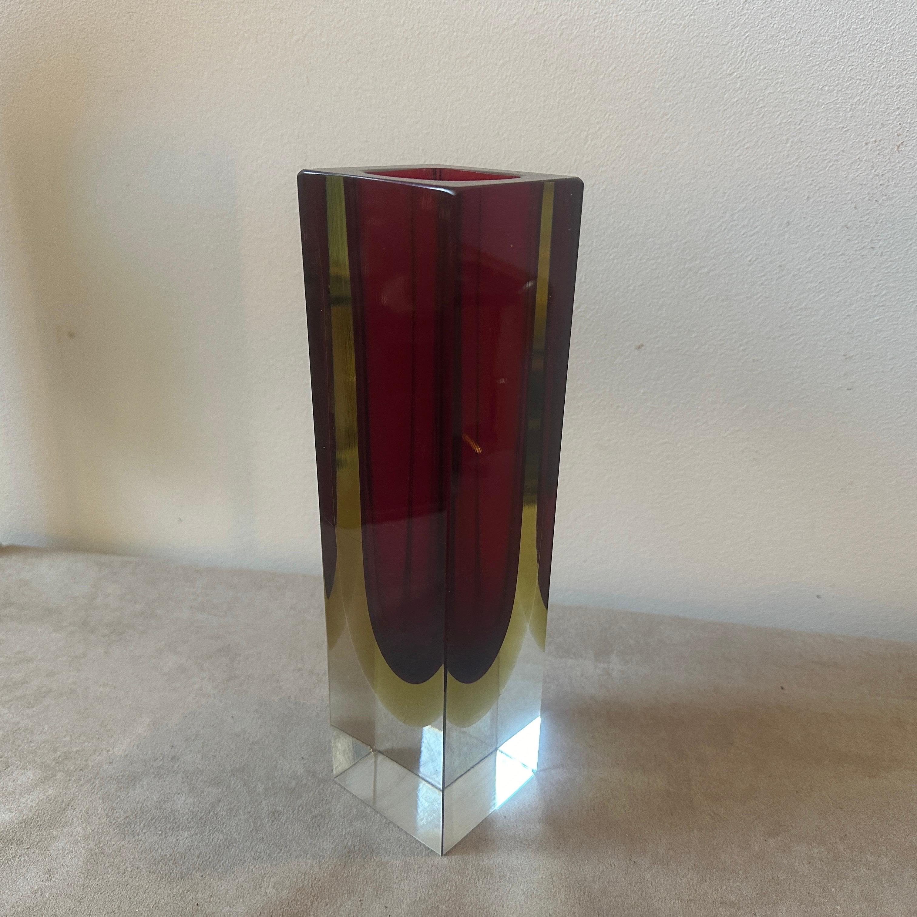 1960s, Modernist Red and Yellow Sommerso Murano Glass Square Vase by Seguso For Sale 1