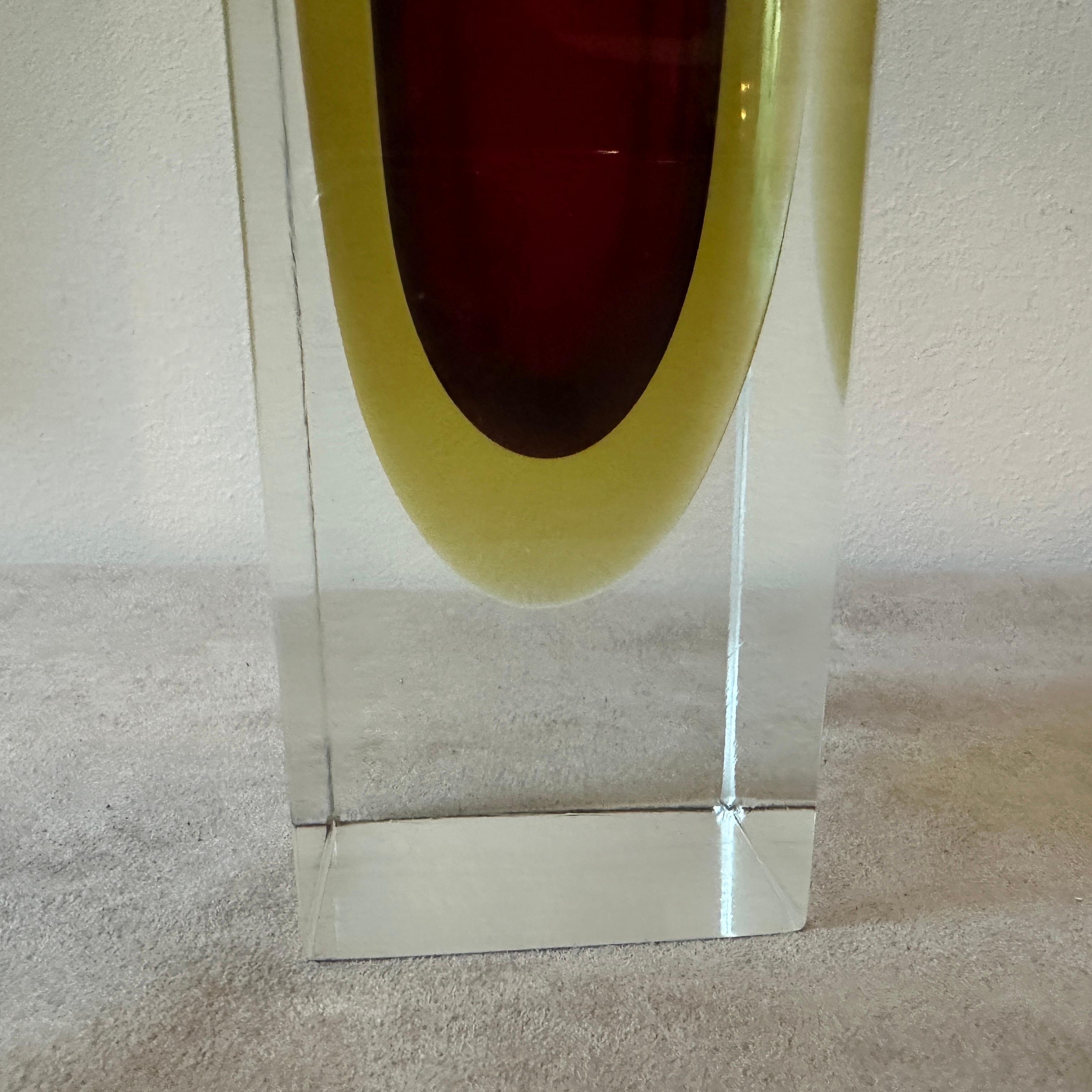 1960s, Modernist Red and Yellow Sommerso Murano Glass Square Vase by Seguso For Sale 2