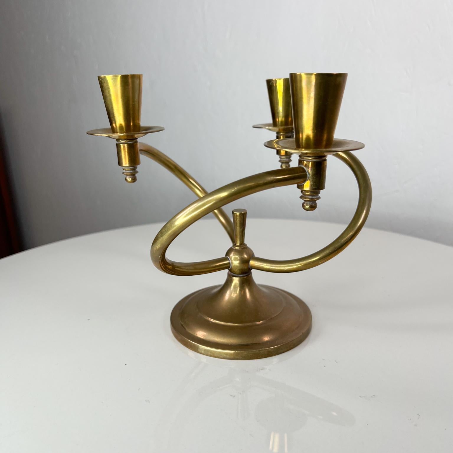 Midcentury Modern Sculptural Brass Three Arm Candle Holder Candelabra
Quality handcrafted. Organic curves.
7.5 diameter x 7.25 tall
Original unrestored preowned vintage condition
See images provided
