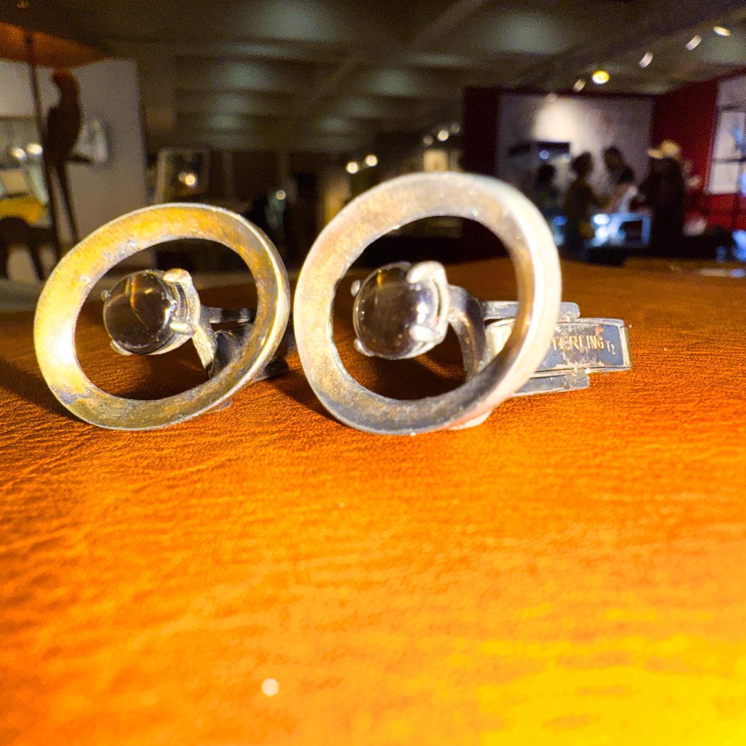 Mid-Century Modern 1960s Modernist Sterling Cufflinks Gemstone Center en vente