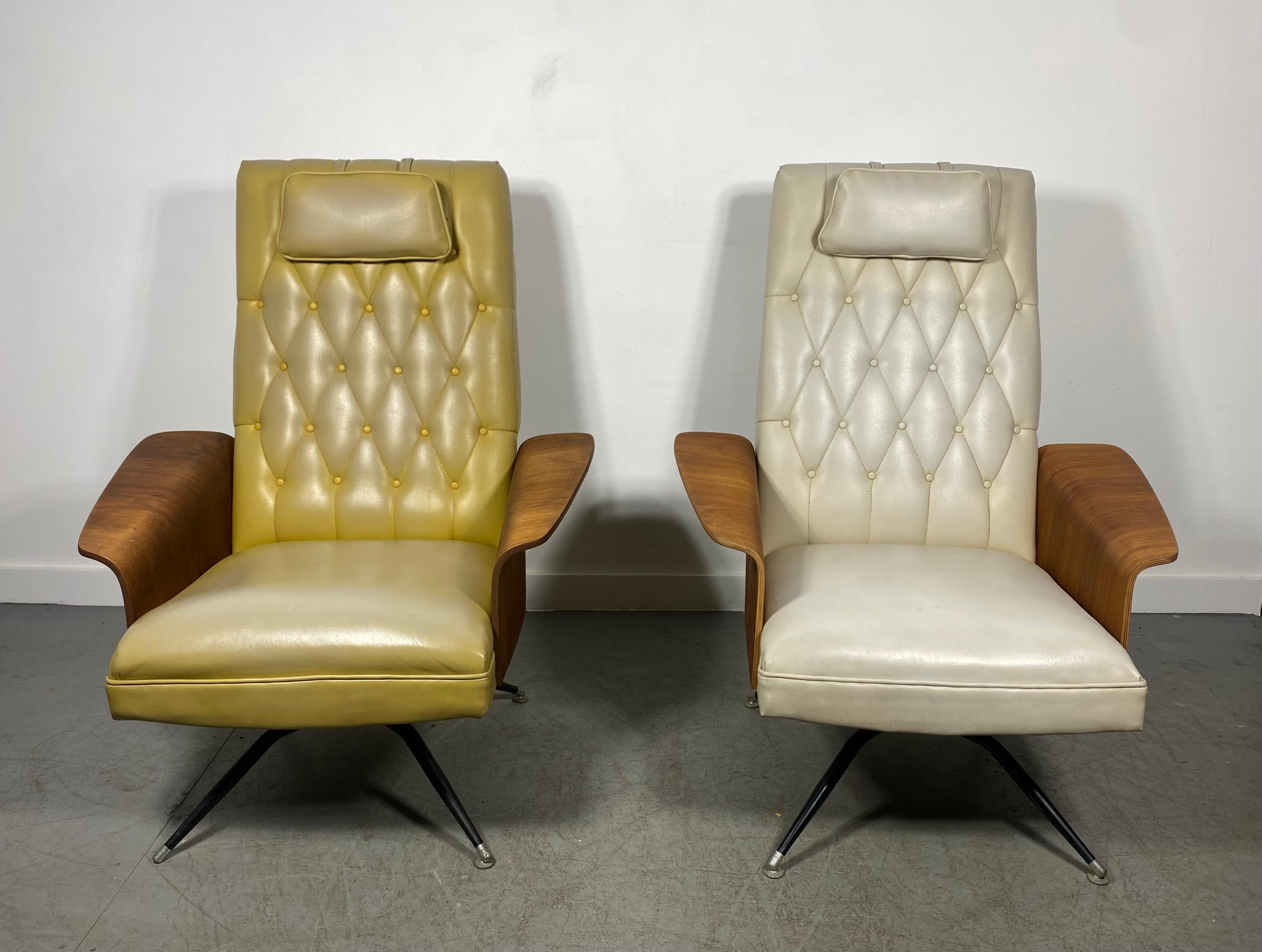 American 1960s Modernist Tilt / Swivel Lounge Chairs Designed by Murphy Miller, Plycraft For Sale