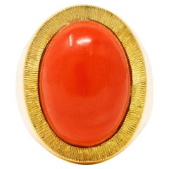 1960's Modernist Vintage Coral 18 Karat Yellow Gold Unisex Cabochon Ring