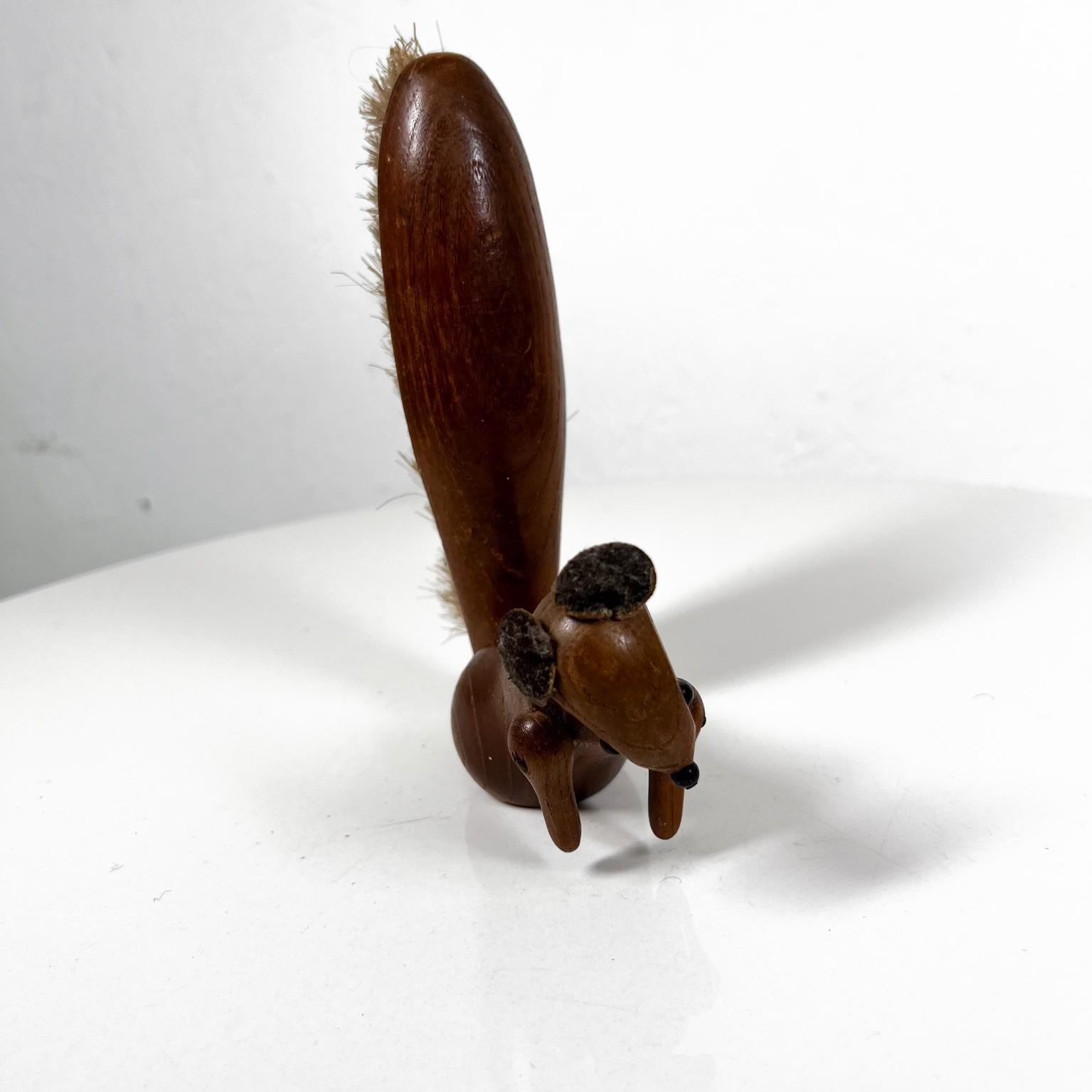 1960s Modernist Wood Squirrel Personal Valet Brush Style Bojesen For Sale 6