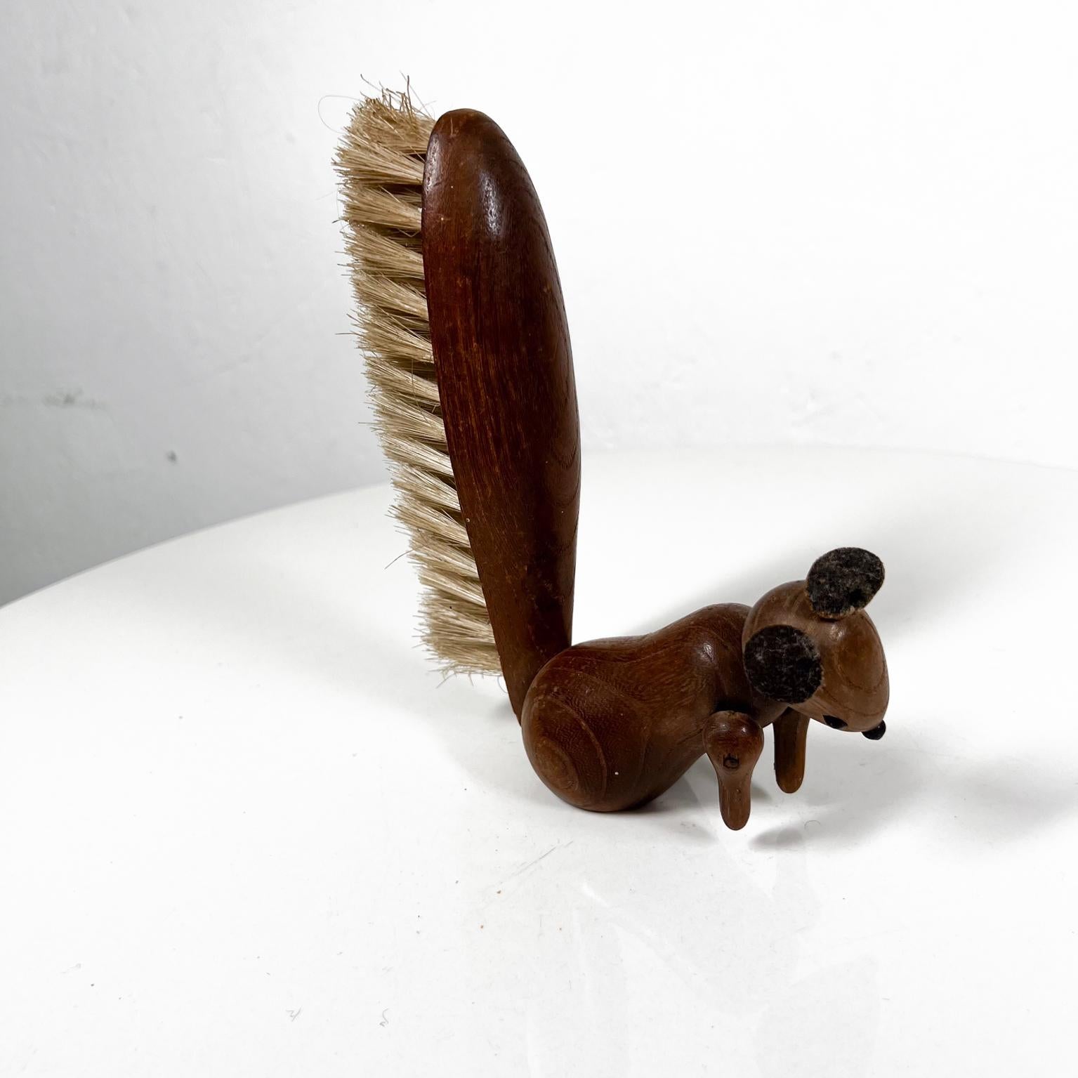 1960s Modernist Wood Squirrel Personal Valet Brush Style Bojesen For Sale 5