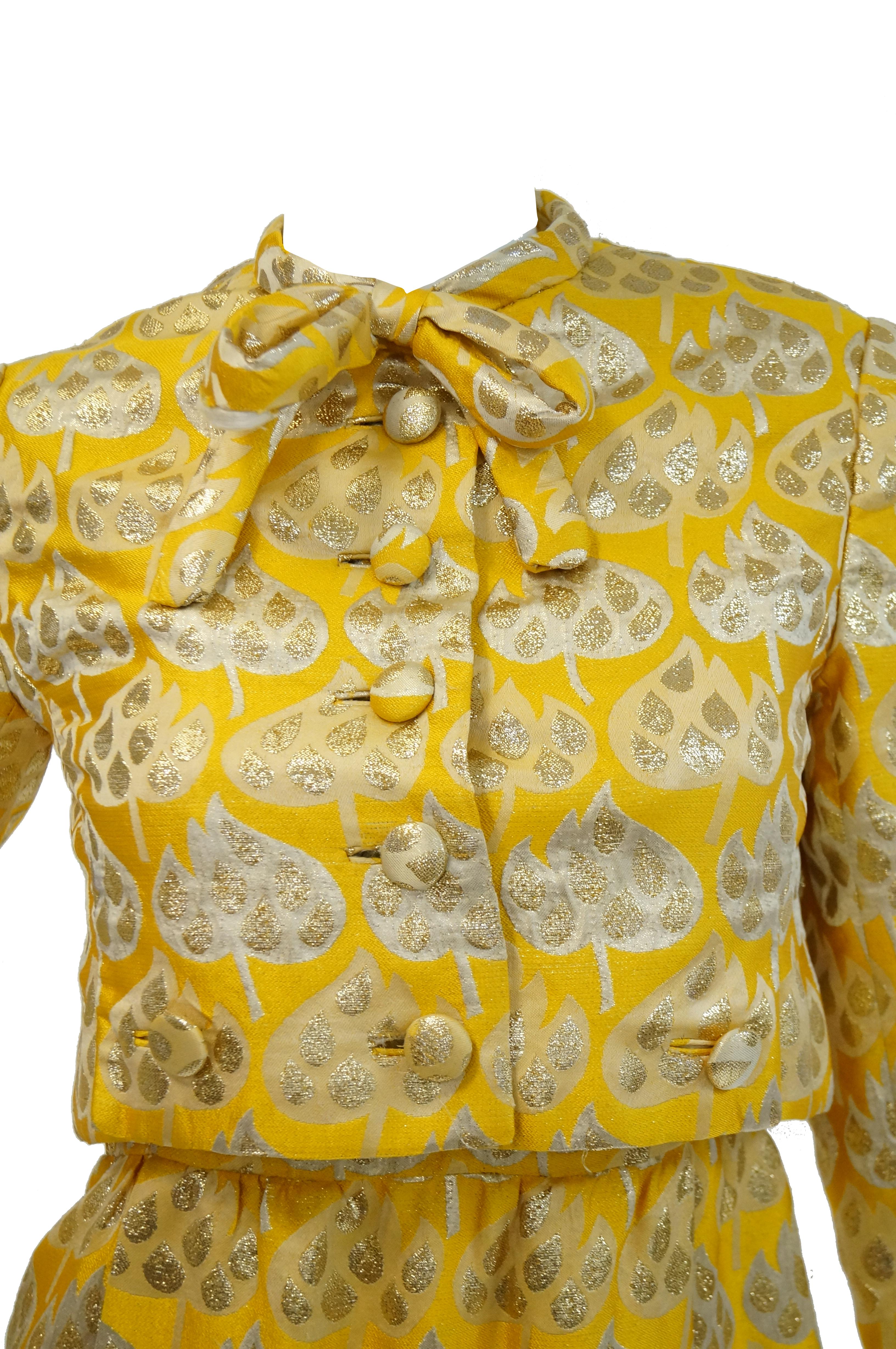 1960s Mollie Parnis Gold and Yellow Leaf Print Cocktail Dress For Sale 7