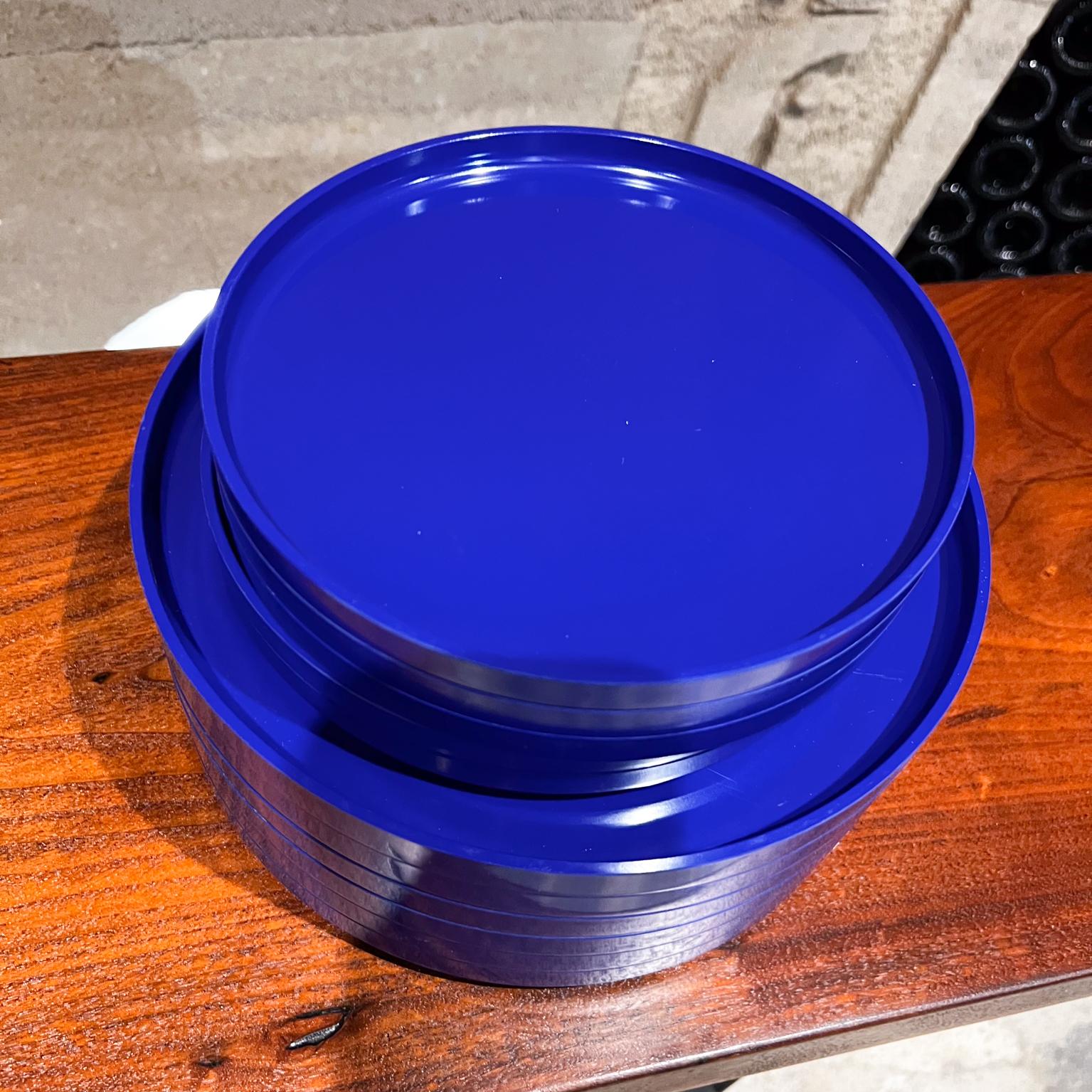 Italian 1960s MoMA Heller Design 11 Blue Plastic Plates Massimo & Lella Vignelli