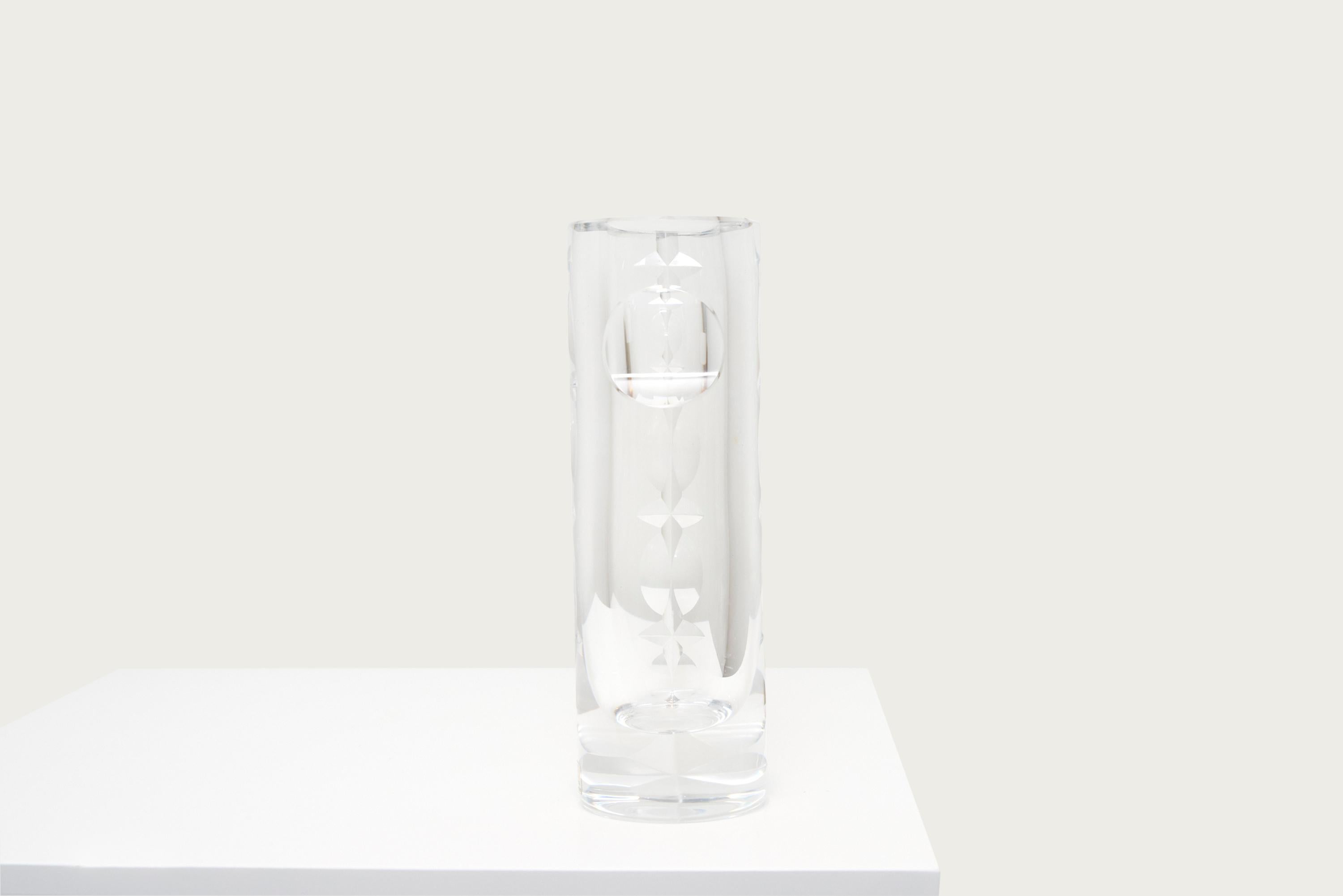Mid-Century Modern 1960s Mona Morales-Schildt Clear Glass Vase for Kosta Boda For Sale