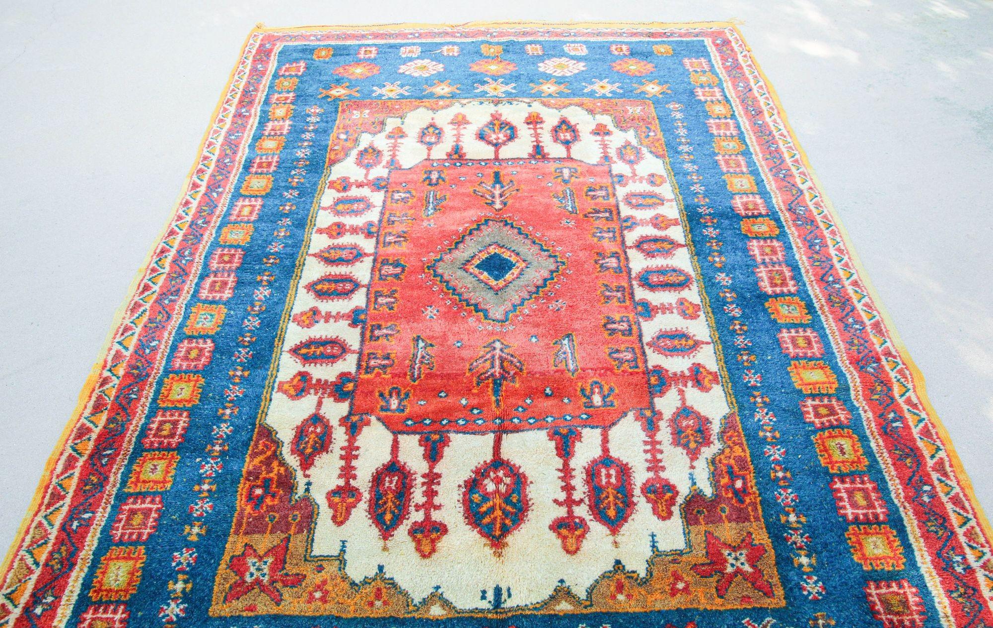 1960s Moroccan Berber Rug in Royal Blue, Pink and Orange Colors For Sale 6