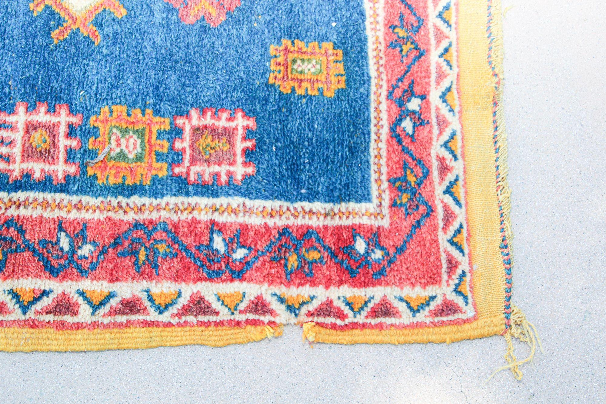 1960s Moroccan Berber Rug in Royal Blue, Pink and Orange Colors For Sale 1